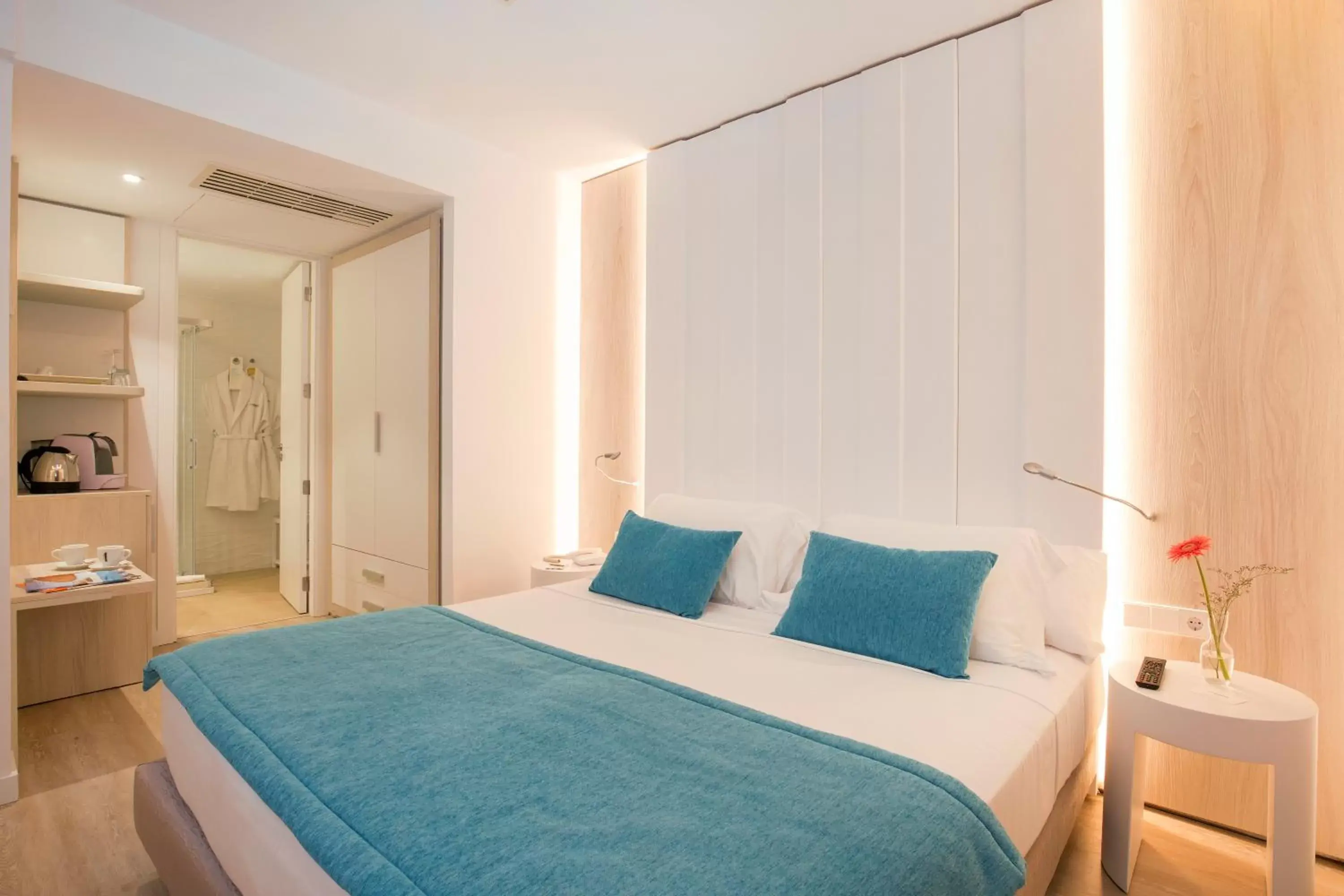 Bedroom, Room Photo in La Goleta Hotel de Mar - Adults Only