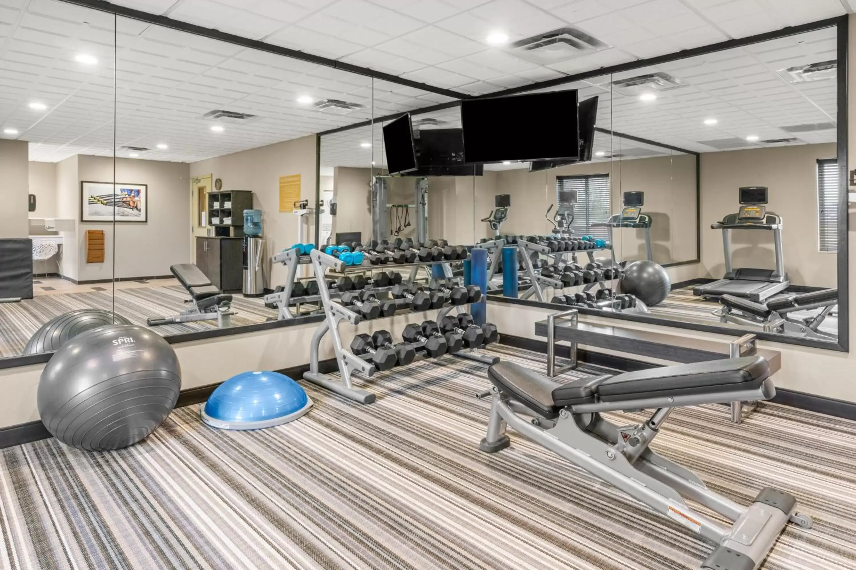 Fitness centre/facilities, Fitness Center/Facilities in Candlewood Suites - Fairbanks, an IHG Hotel