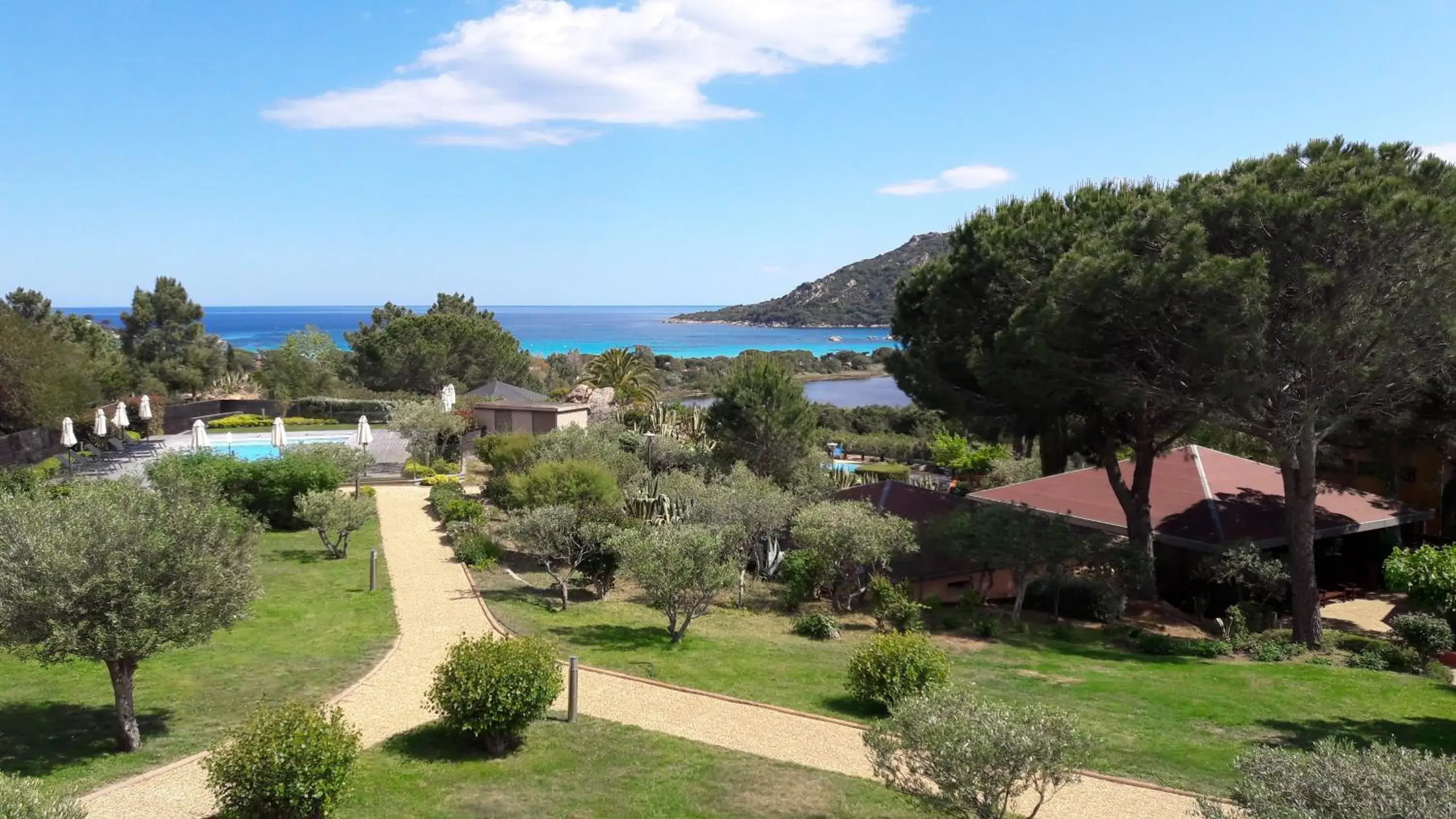 Garden in Hôtel Castell'Verde