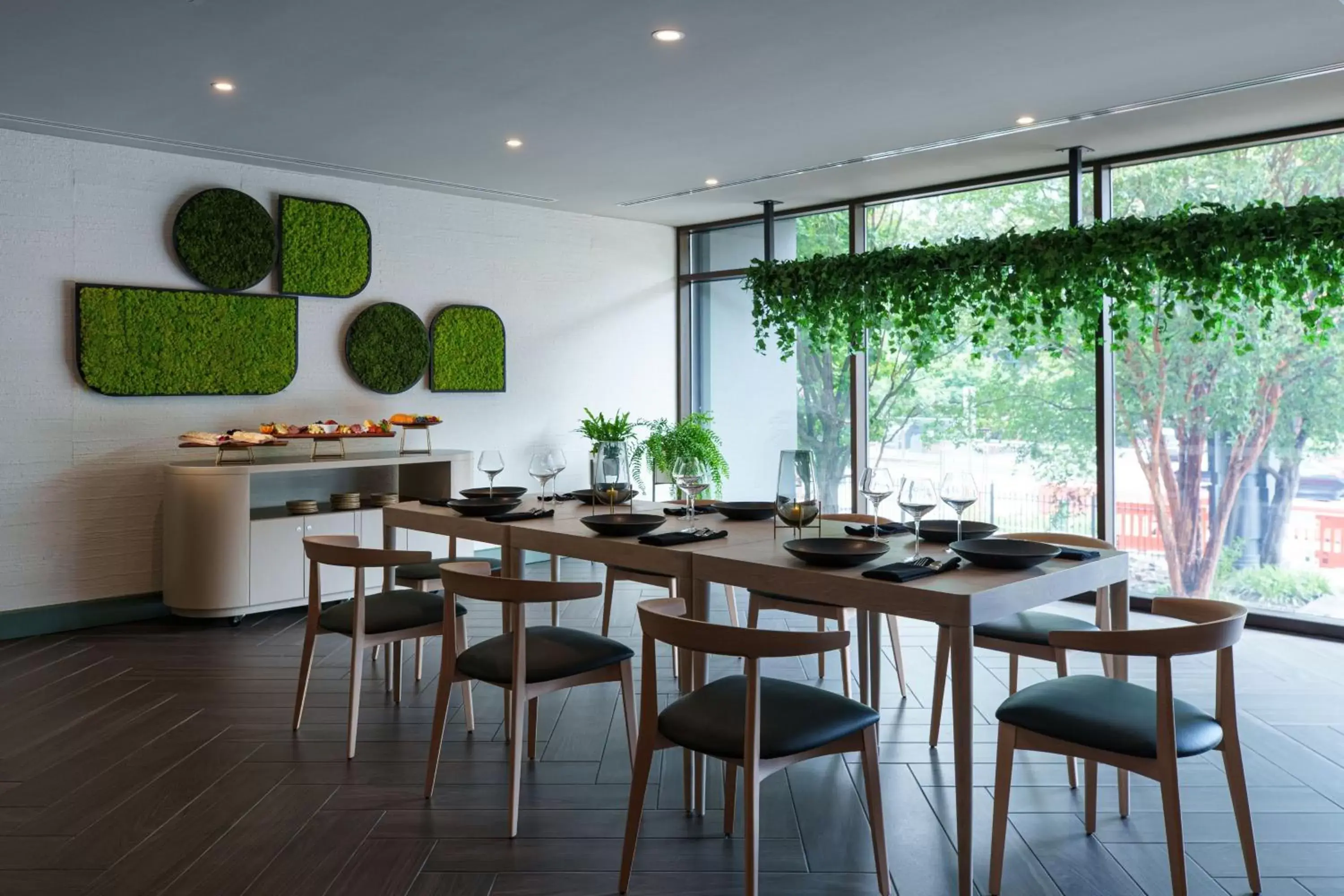 Restaurant/places to eat in The Ven at Embassy Row, Washington, D.C., a Tribute Portfolio Hotel Restaurant/places to eat in The Ven at Embassy Row, Washington, D.C., a Tribute Portfolio Hotel