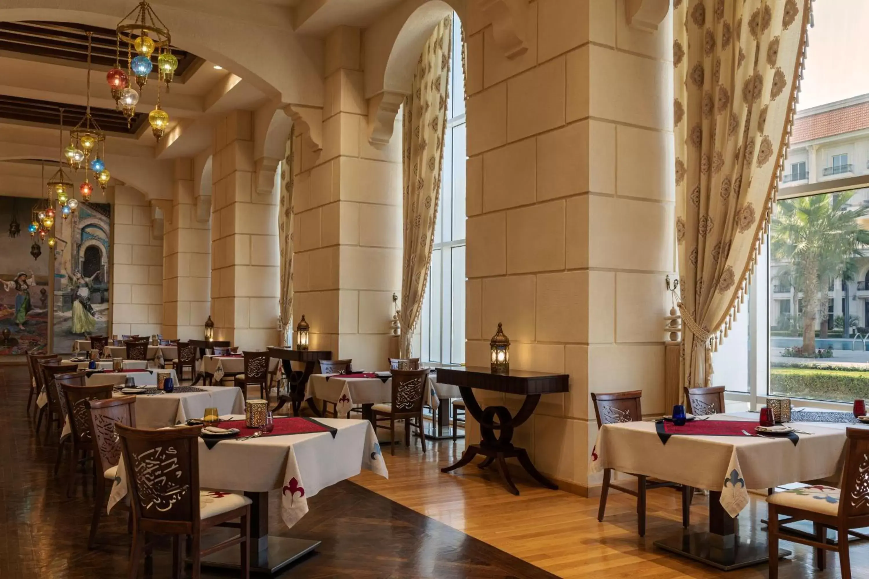 Restaurant/Places to Eat in The St. Regis Almasa Hotel, Cairo