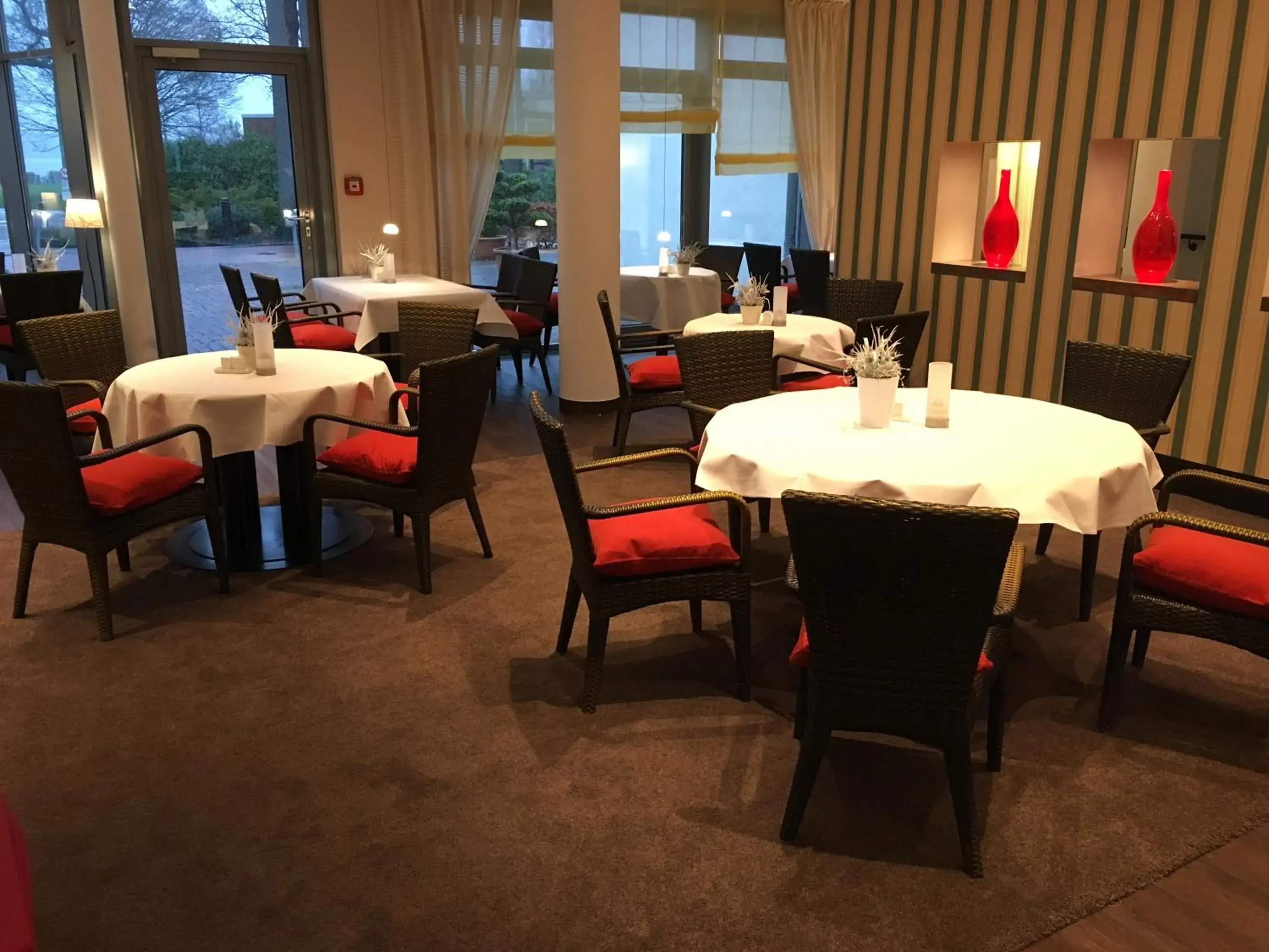 Restaurant/Places to Eat in Haus am Meer Hotel