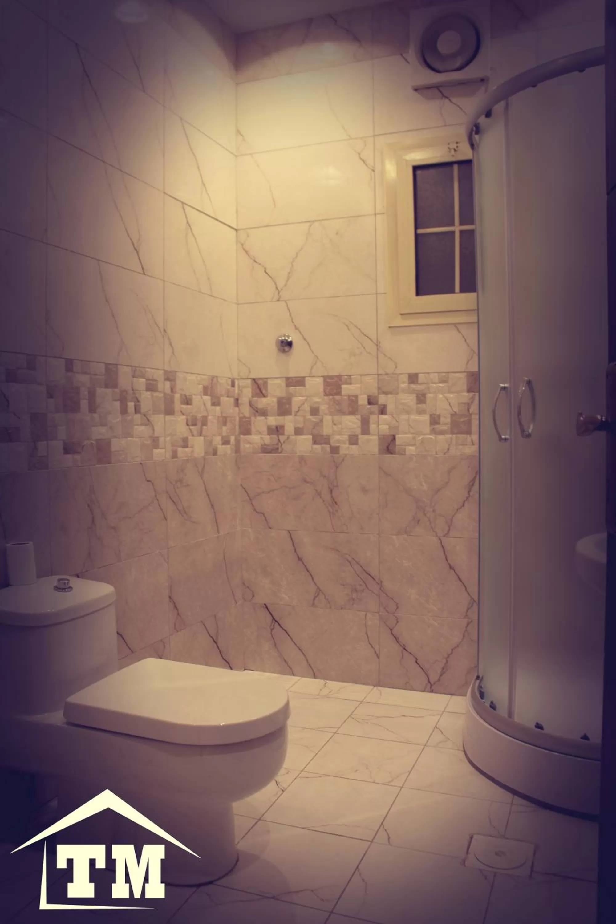 Three-Bedroom Apartment in شقق الزوايا الهادئه