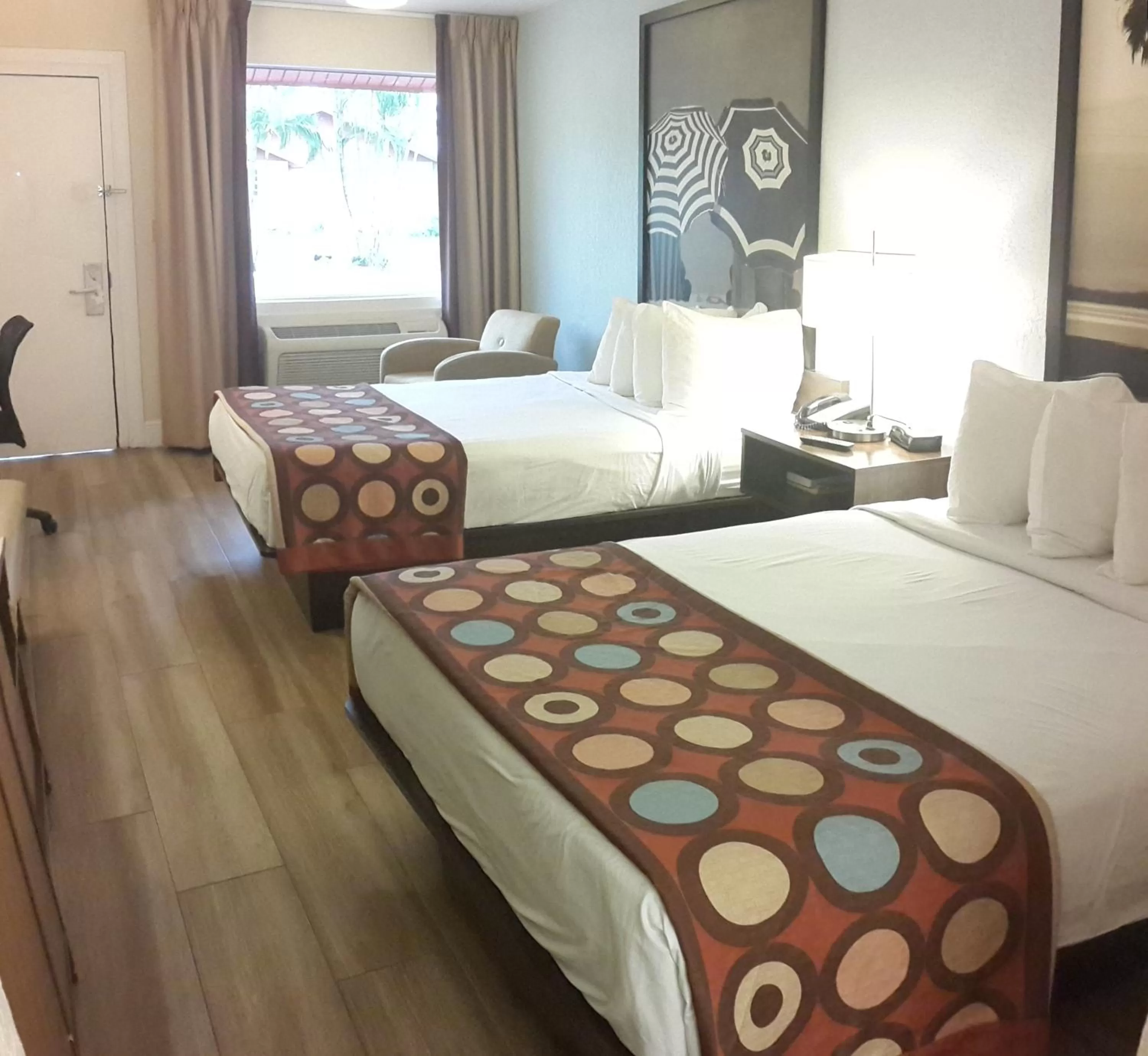 Bedroom, Bed in Super 8 by Wyndham Florida City/Homestead/Everglades