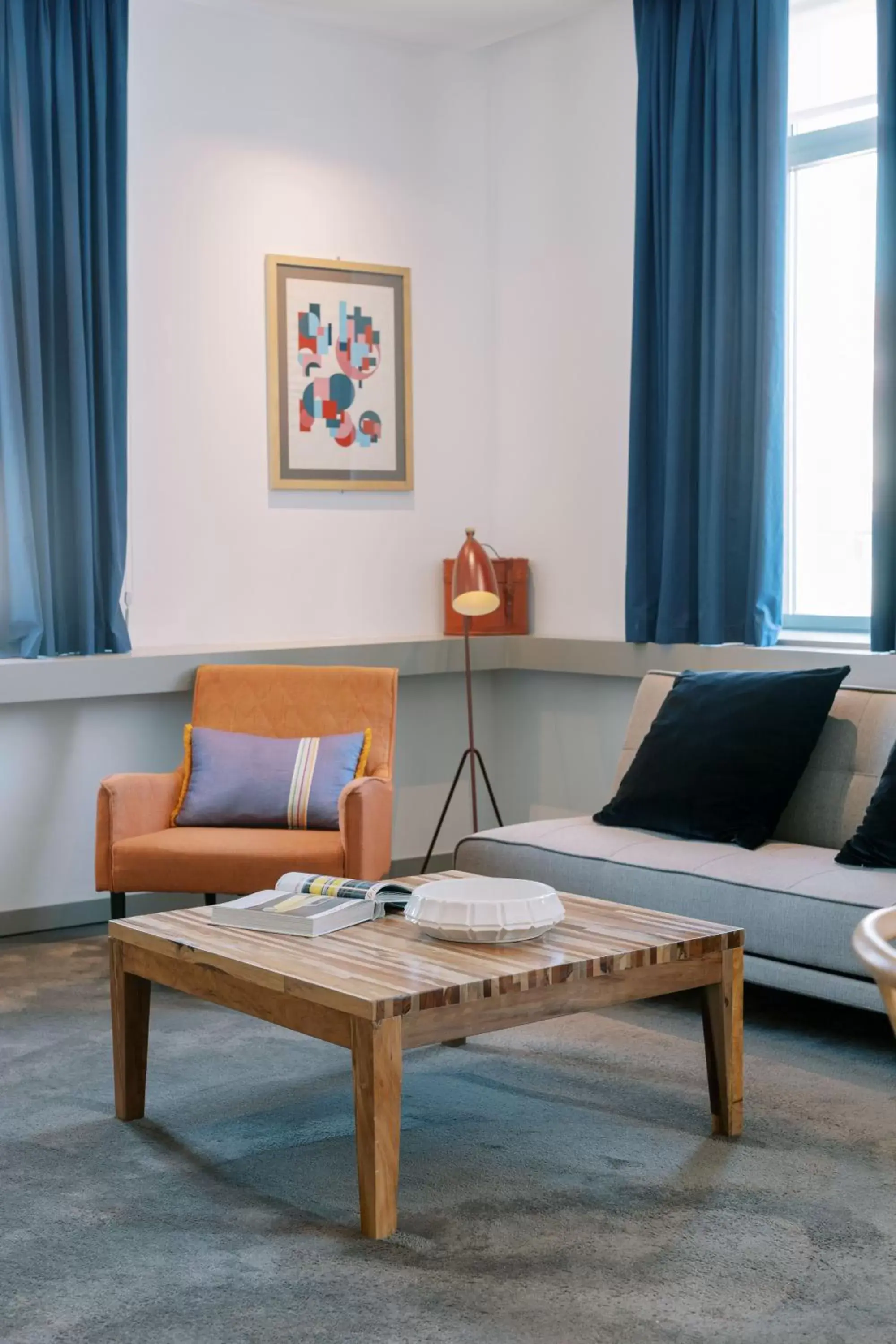 Living room in The Editory Artist Baixa Porto Hotel Living room in The Editory Artist Baixa Porto Hotel