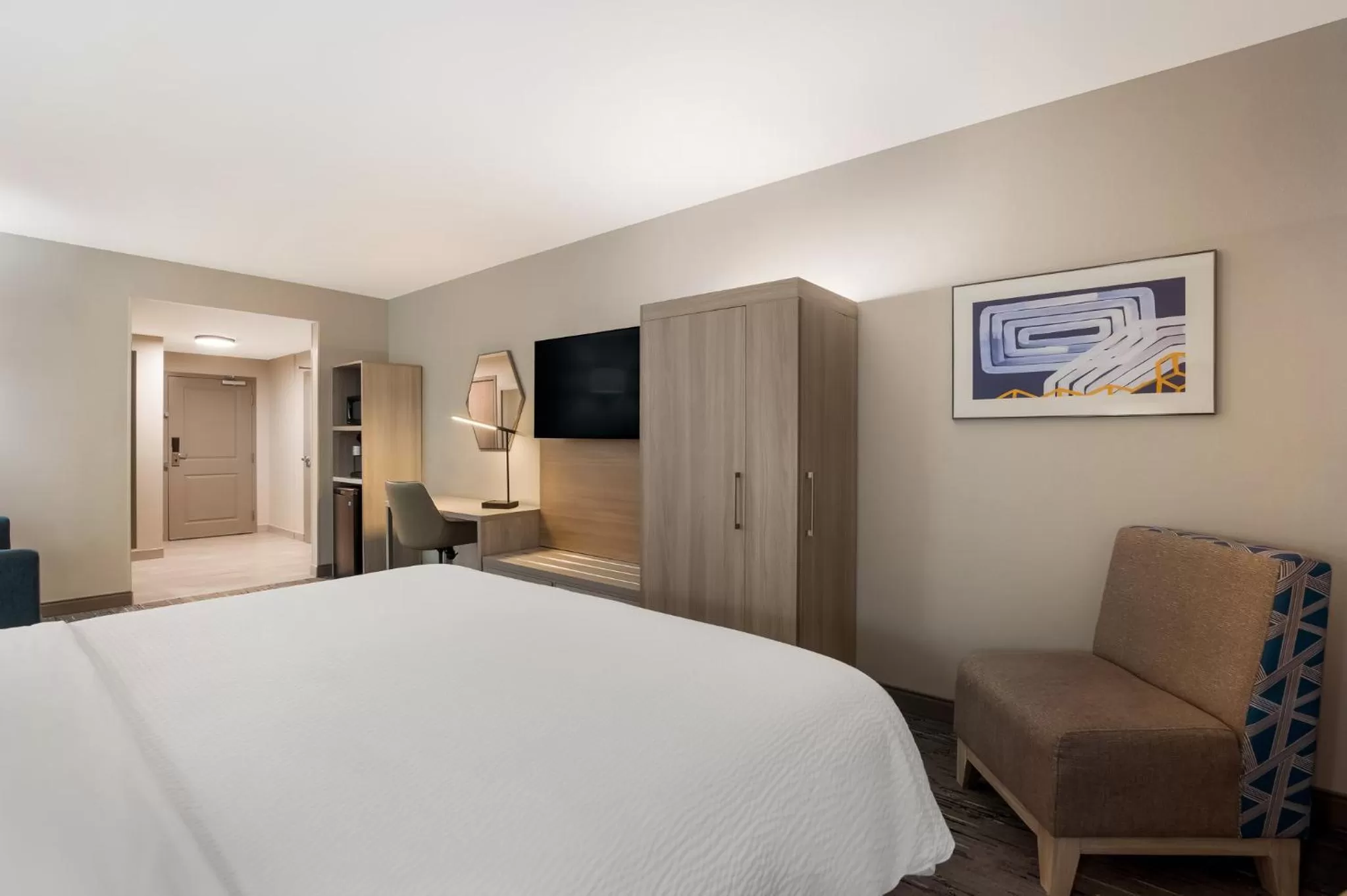 Photo of the whole room, Bed in Holiday Inn Express & Suites Lexington by IHG