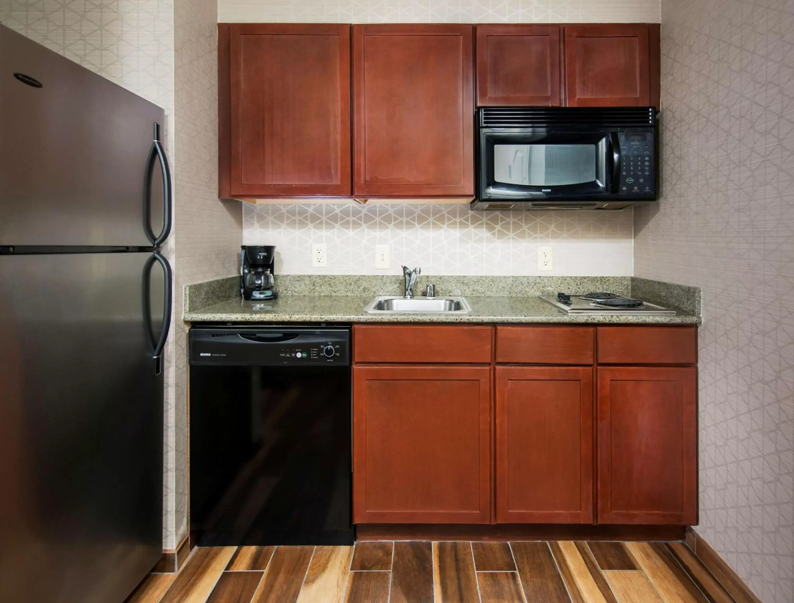 Kitchen or kitchenette, Kitchen/Kitchenette in Homewood Suites by Hilton Denver West - Lakewood