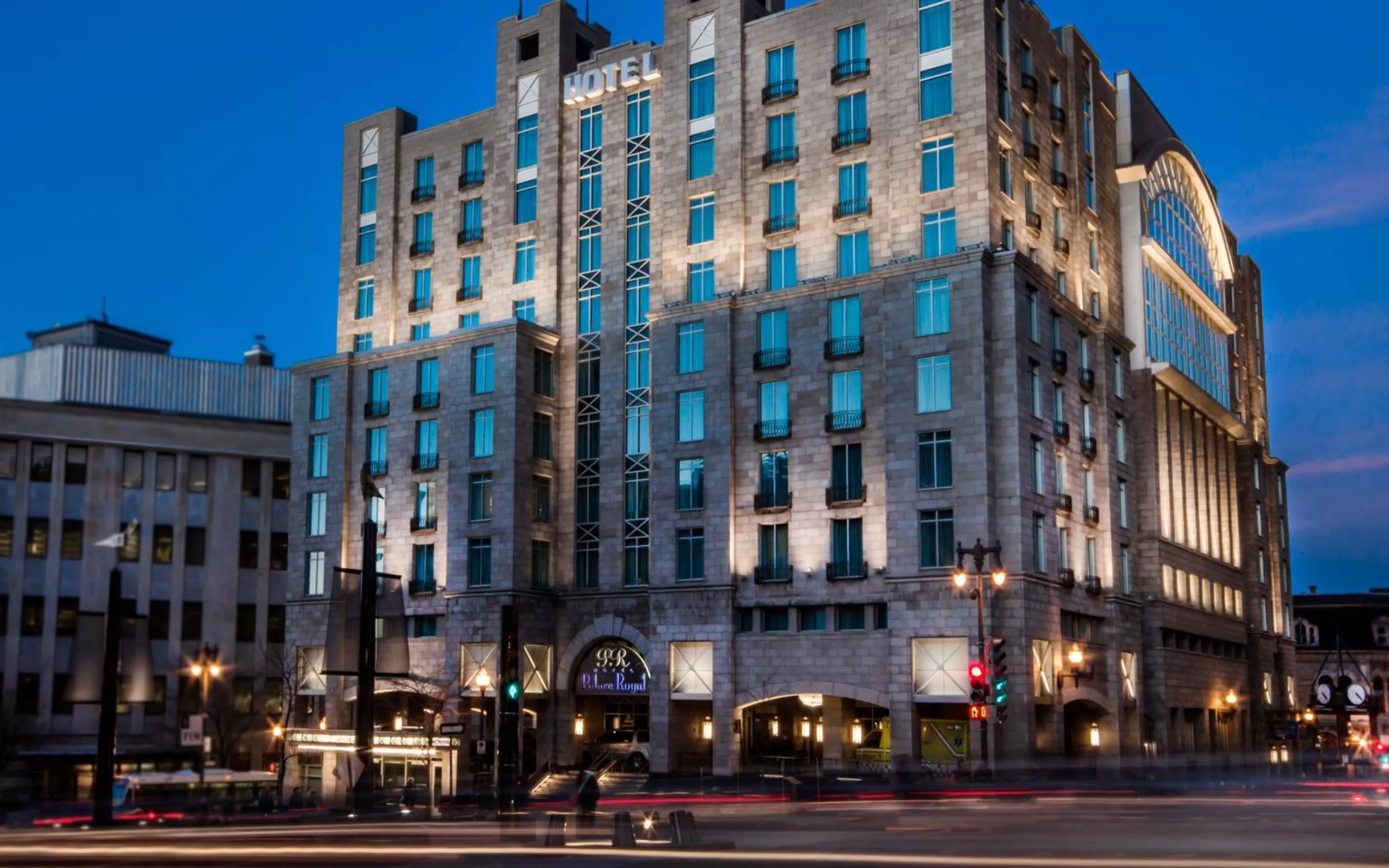 Property building in Hôtel Palace Royal Centre-Ville Québec par JARO