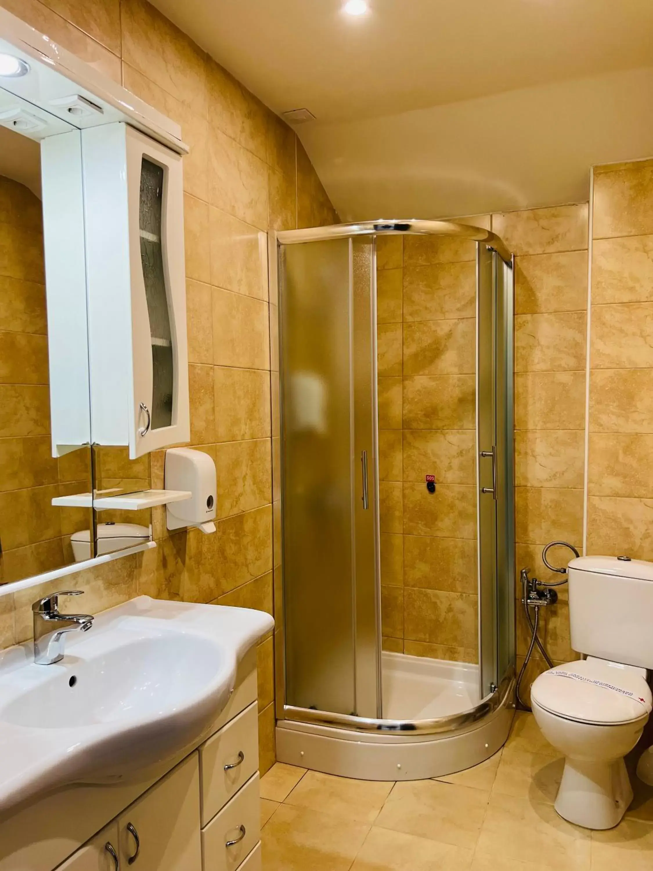 Bathroom in Side One Design Hotel Garni