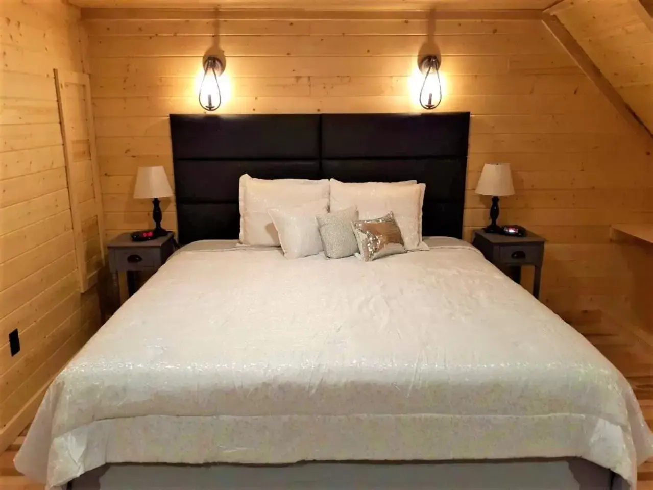 Bed in Presidential Mountain Resort