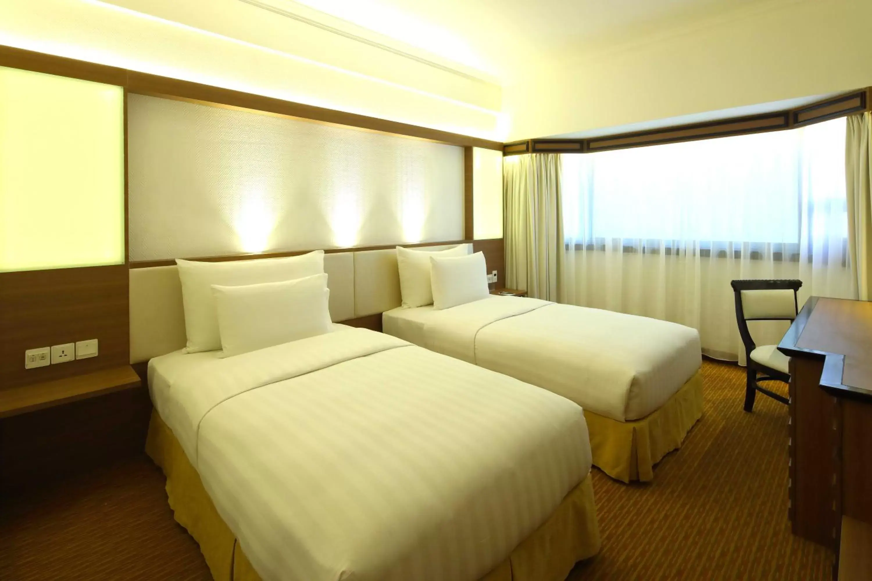 Bed in Sunway Hotel Hanoi