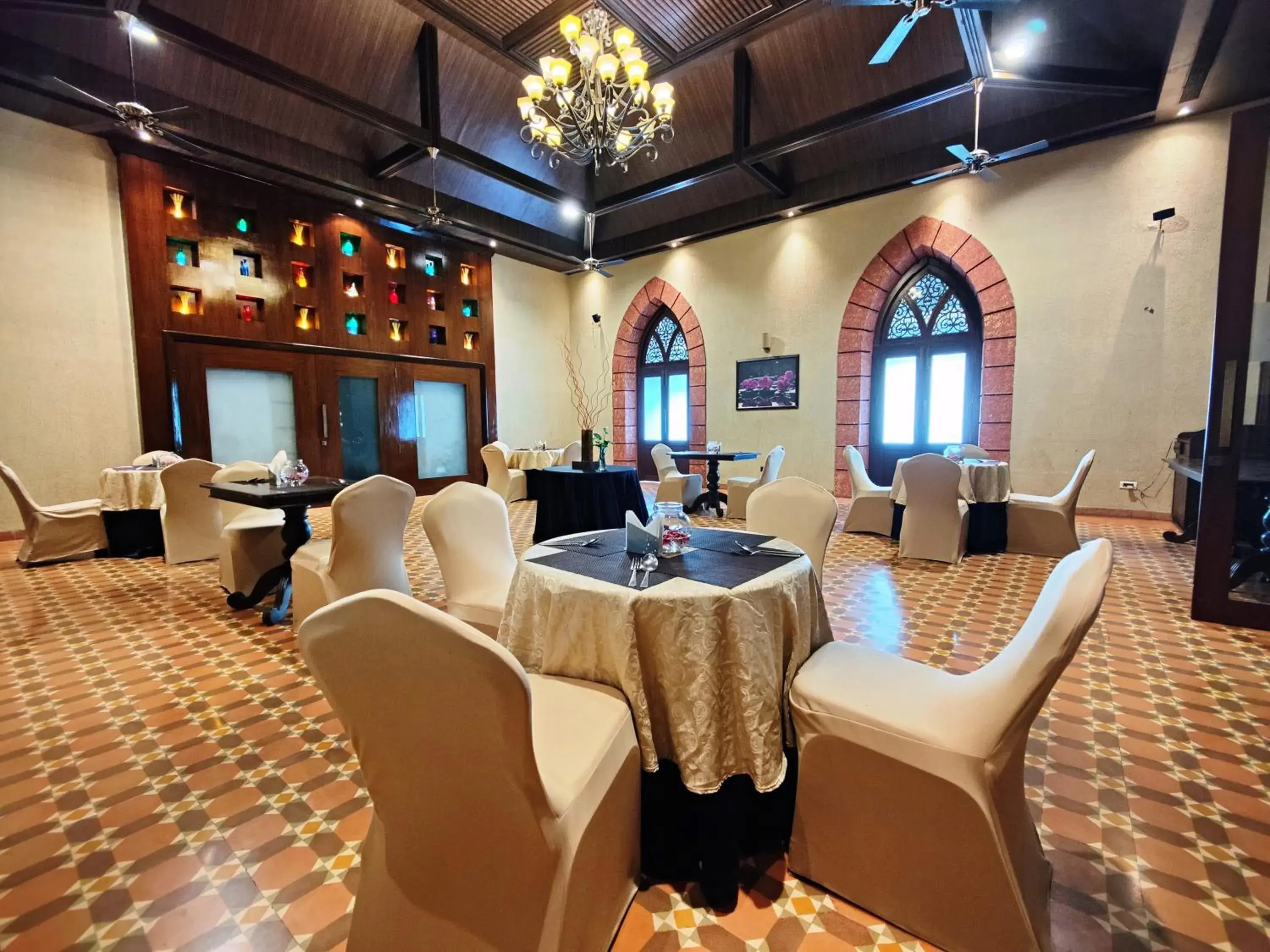 Banquet/Function facilities, Restaurant/Places to Eat in Regenta MPG Club Mahabaleshwar