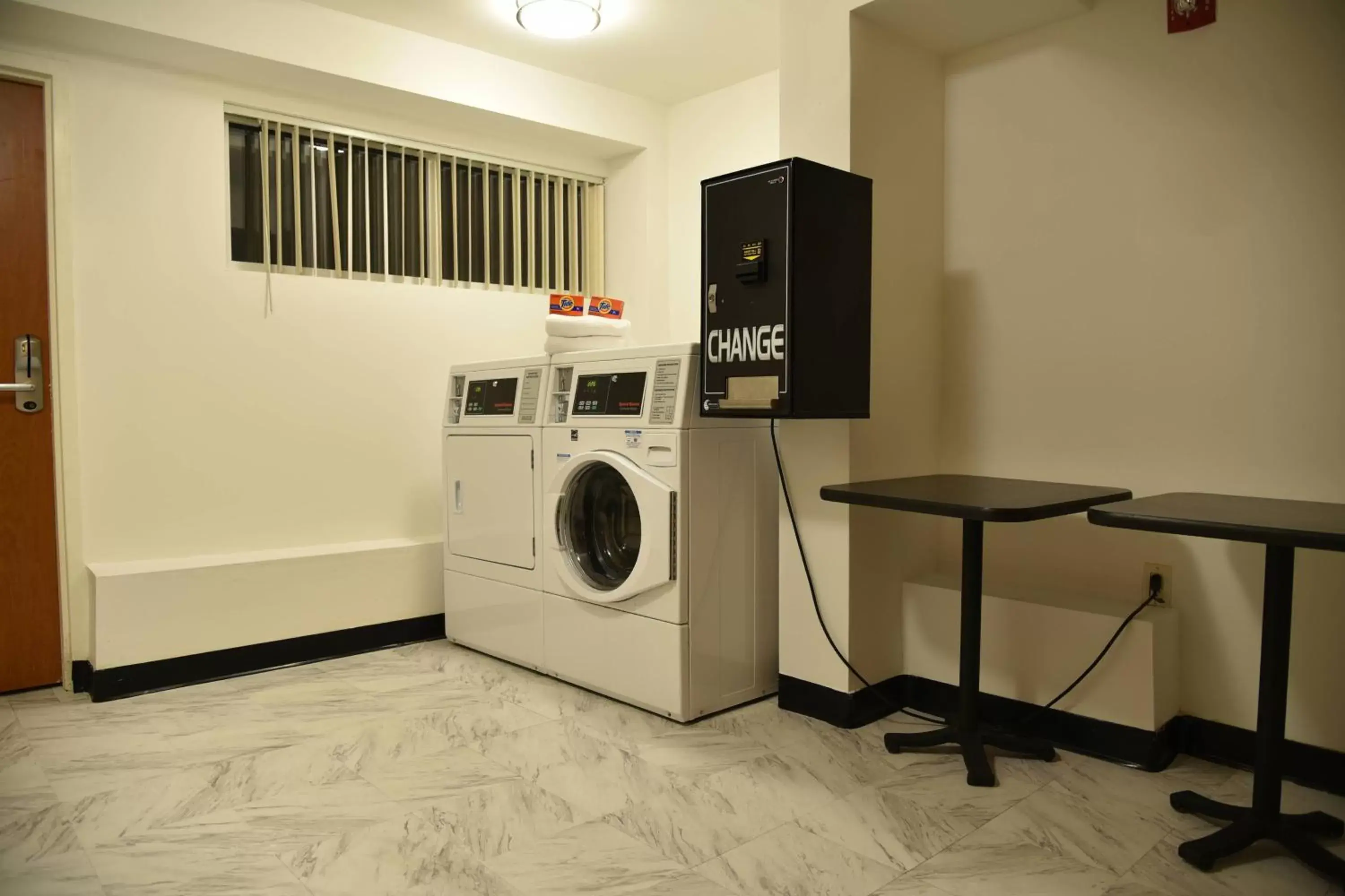 Other, Kitchen/Kitchenette in Fairfield Inn Hartford Airport