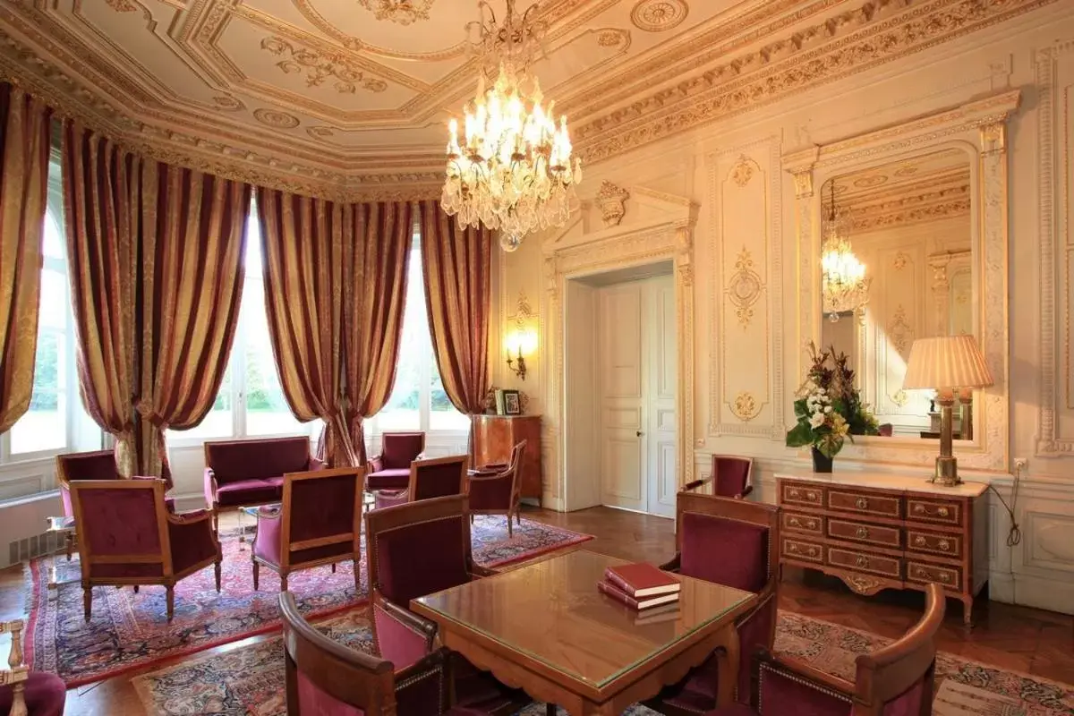 Lounge or bar, Seating Area in Château De La Motte Fenelon