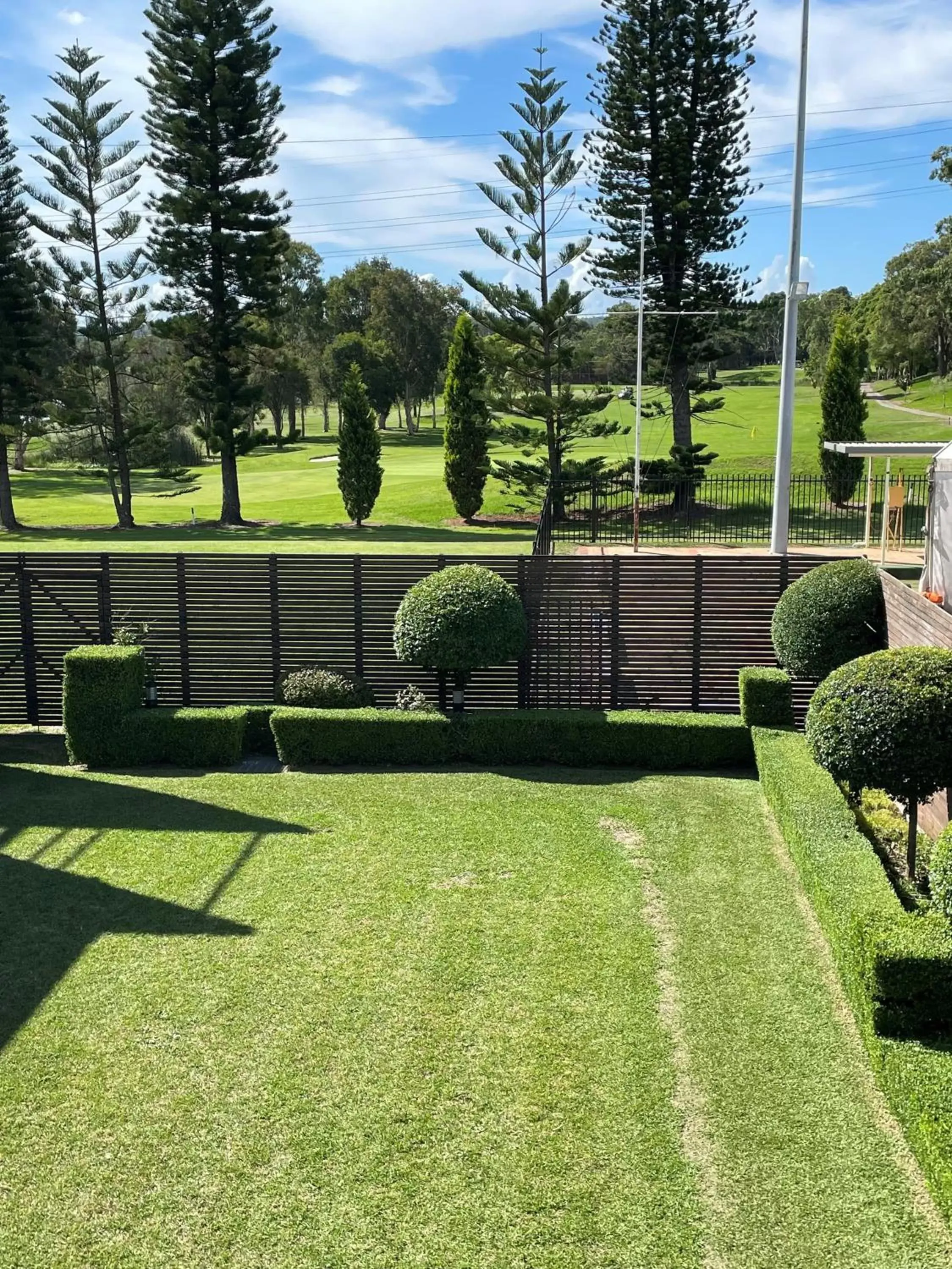 Golfcourse, Garden in Macquarie 4 Star