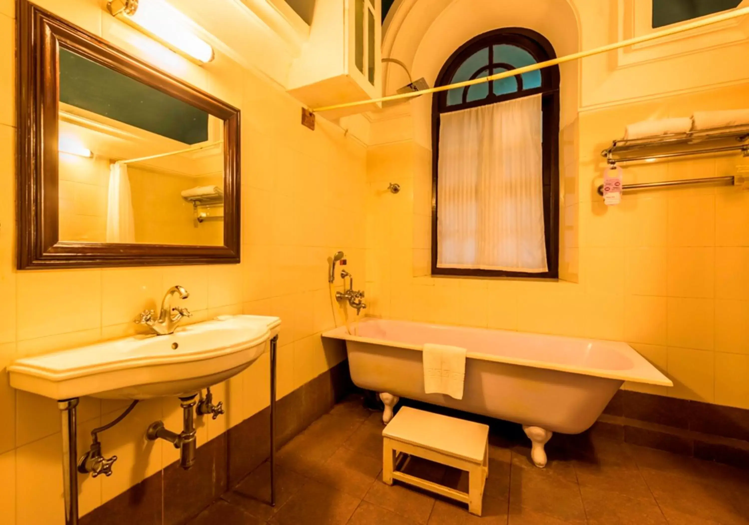 Bathroom in Royal Orchid Brindavan Garden Mysore