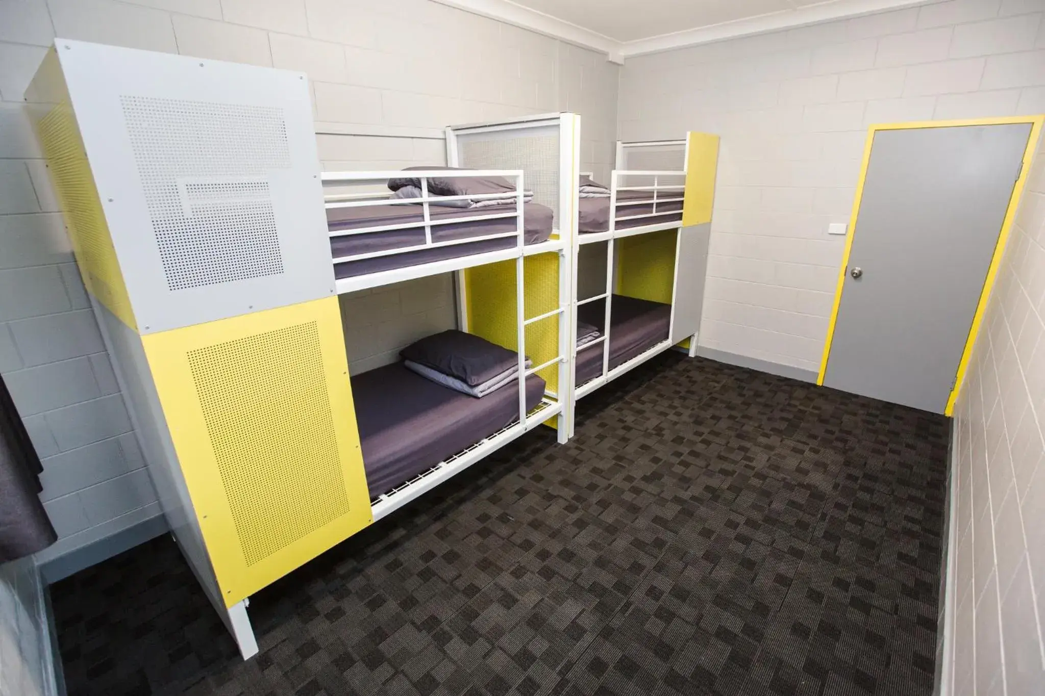 Bed in 6-Bed Mixed Dormitory Room (ages 18-35 years only) in Mad Monkey Backpackers Village Bed in 6-Bed Mixed Dormitory Room (ages 18-35 years only) in Mad Monkey Backpackers Village