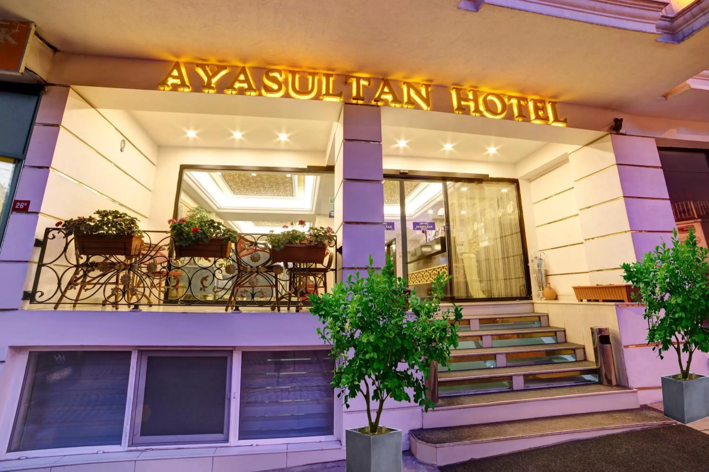 Facade/entrance in Ayasultan Hotel