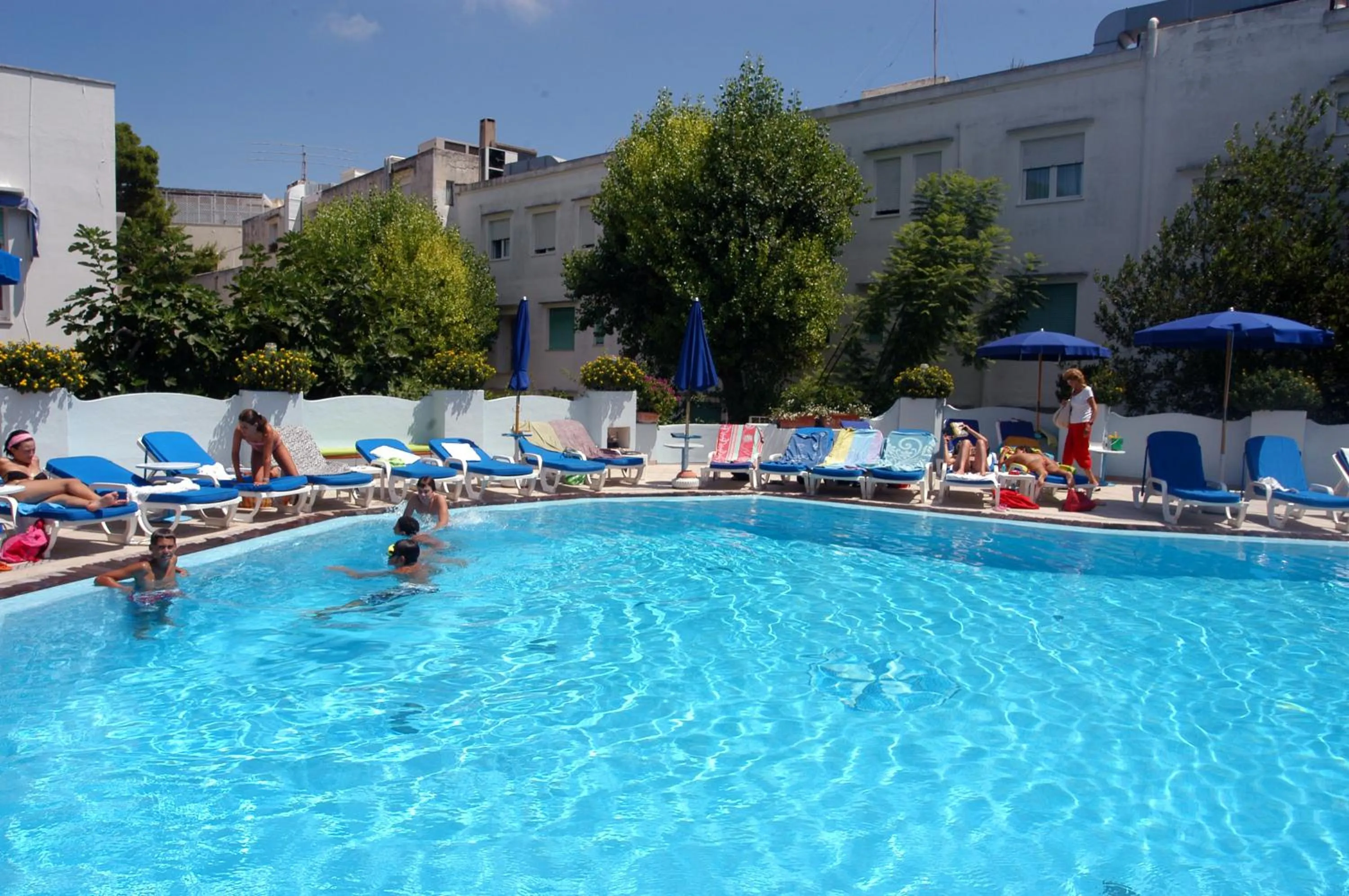 Swimming pool in Hotel San Felice