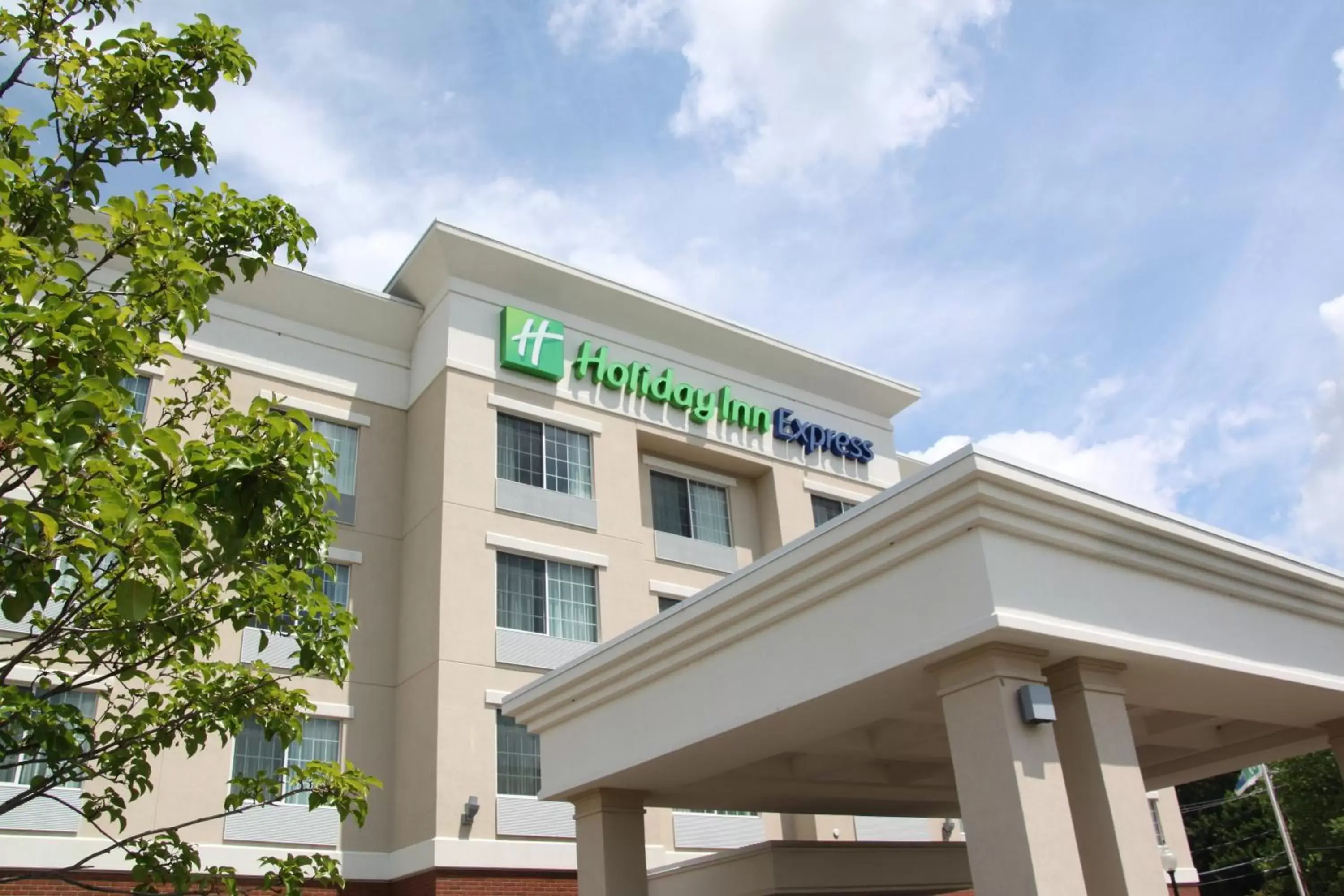Property building in Holiday Inn Express - Cortland by IHG Property building in Holiday Inn Express - Cortland by IHG
