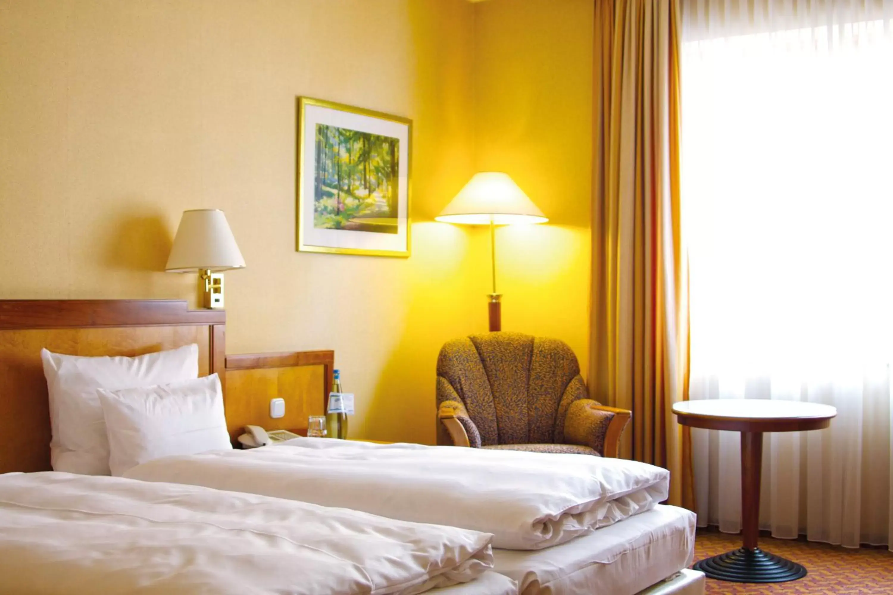 Bedroom, Bed in Mercure Hotel Gera City