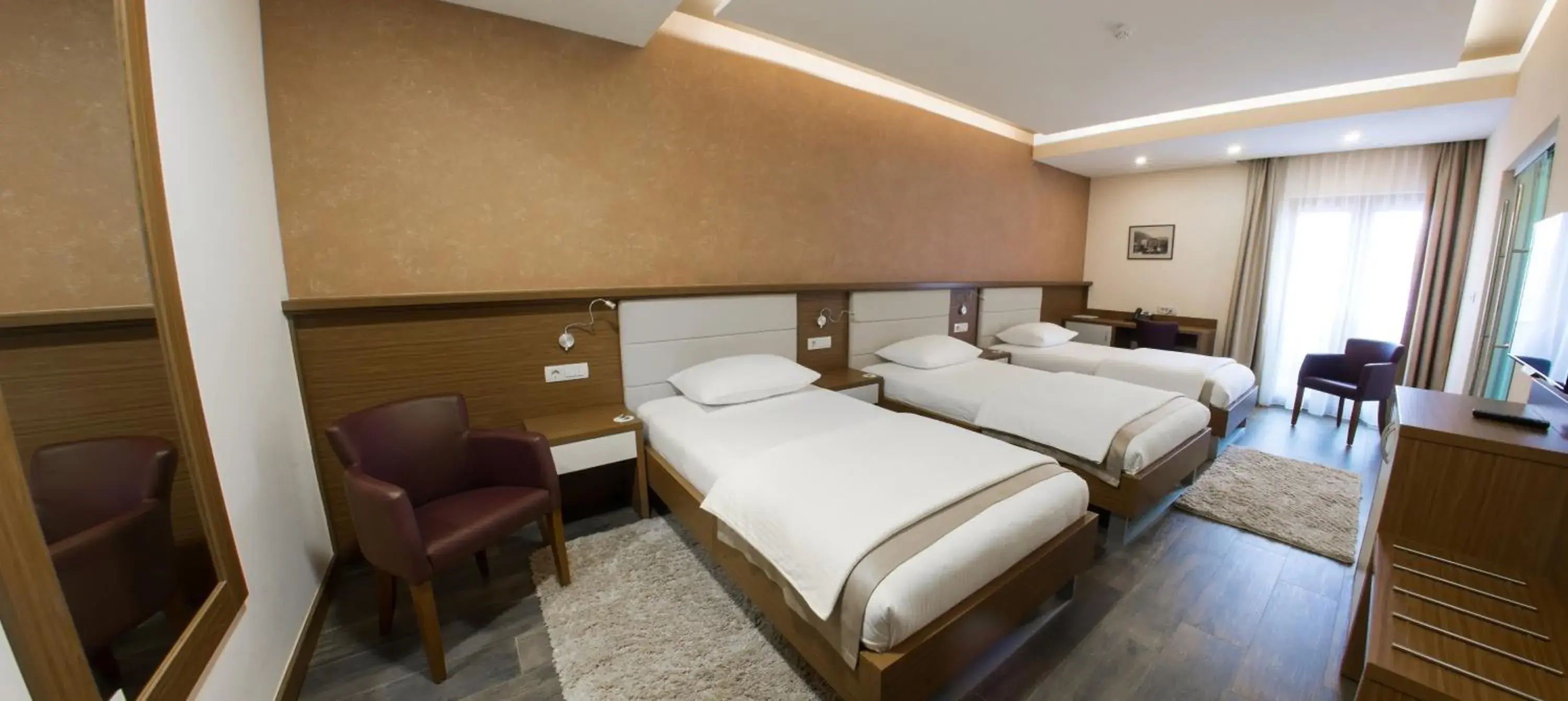 Triple Room in Hotel Mostar Triple Room in Hotel Mostar