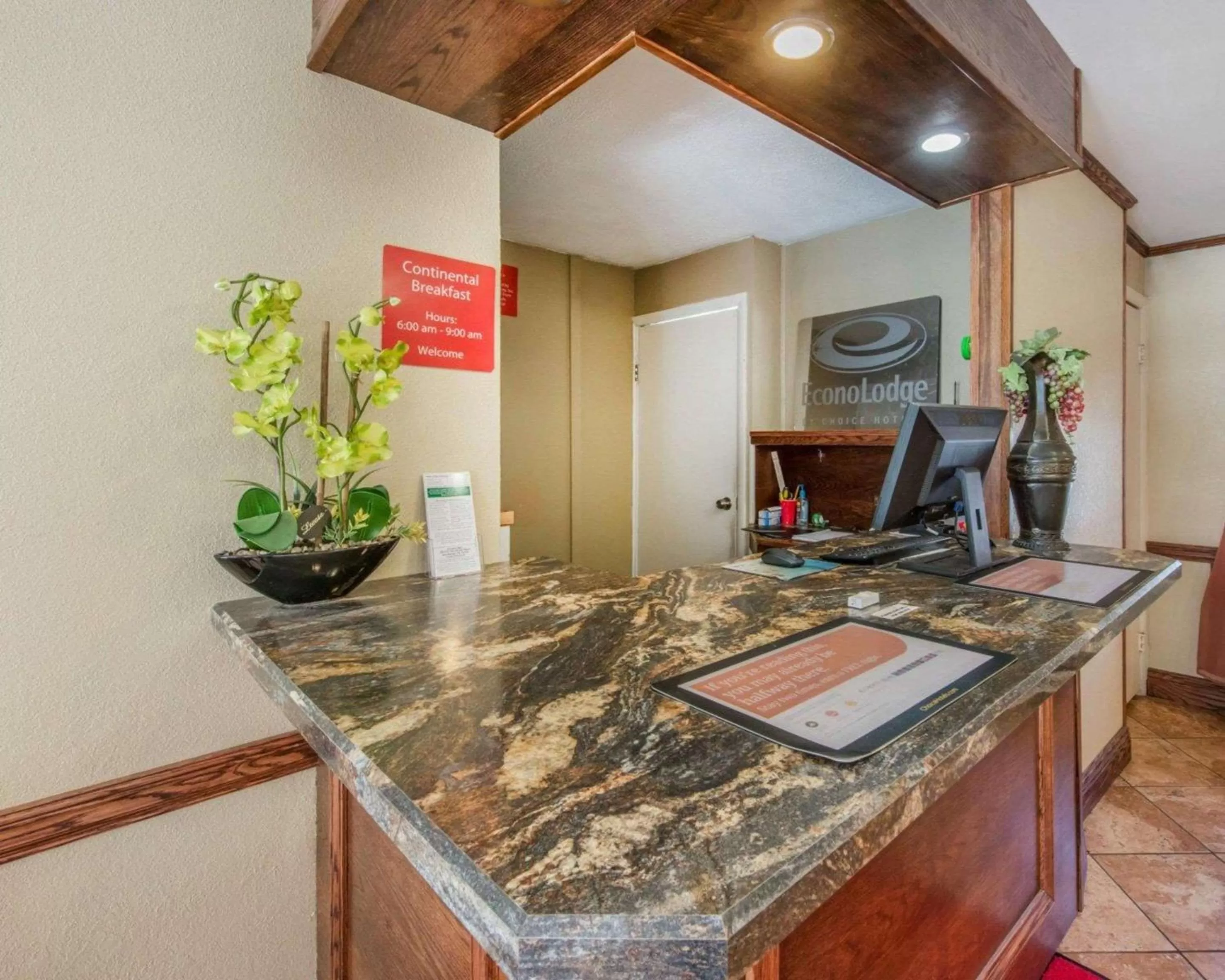 Lobby or reception in Econo Lodge