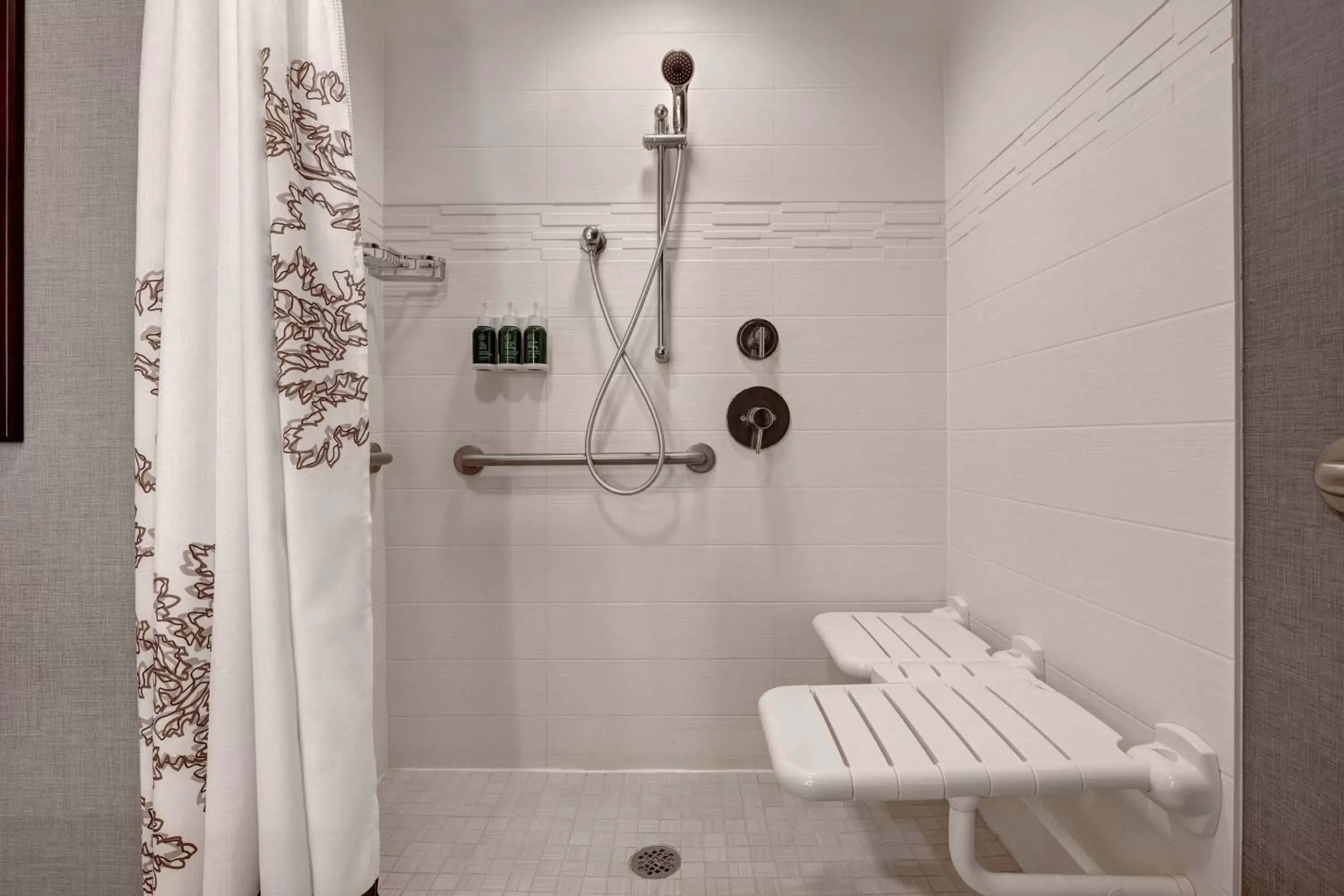 Bathroom in Residence Inn by Marriott Pullman