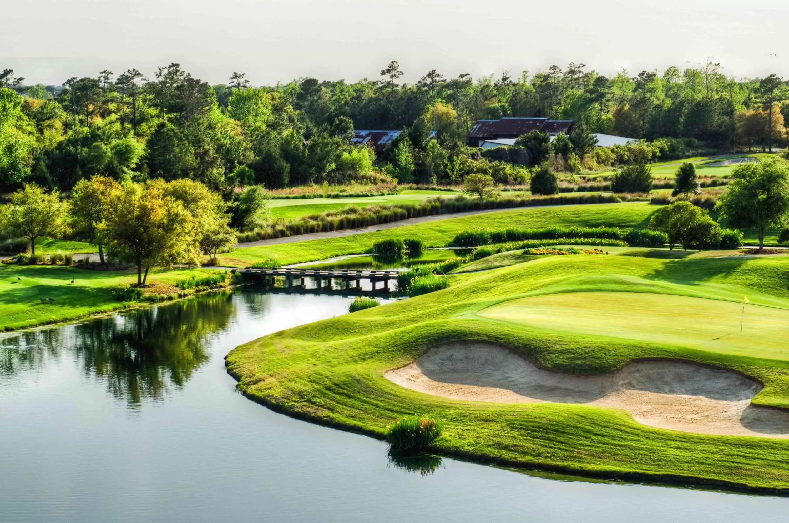 Golfcourse, Bird's-eye View in Barefoot Resort Golf & Yacht Club Villas