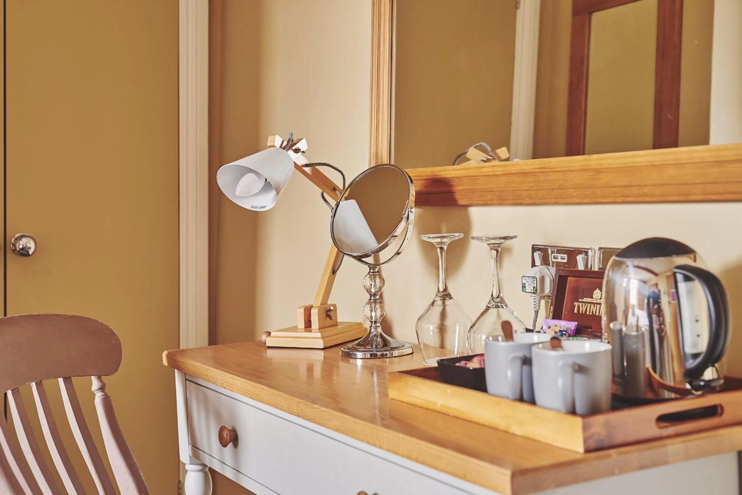 Coffee/tea facilities in The Lansdowne Guest House