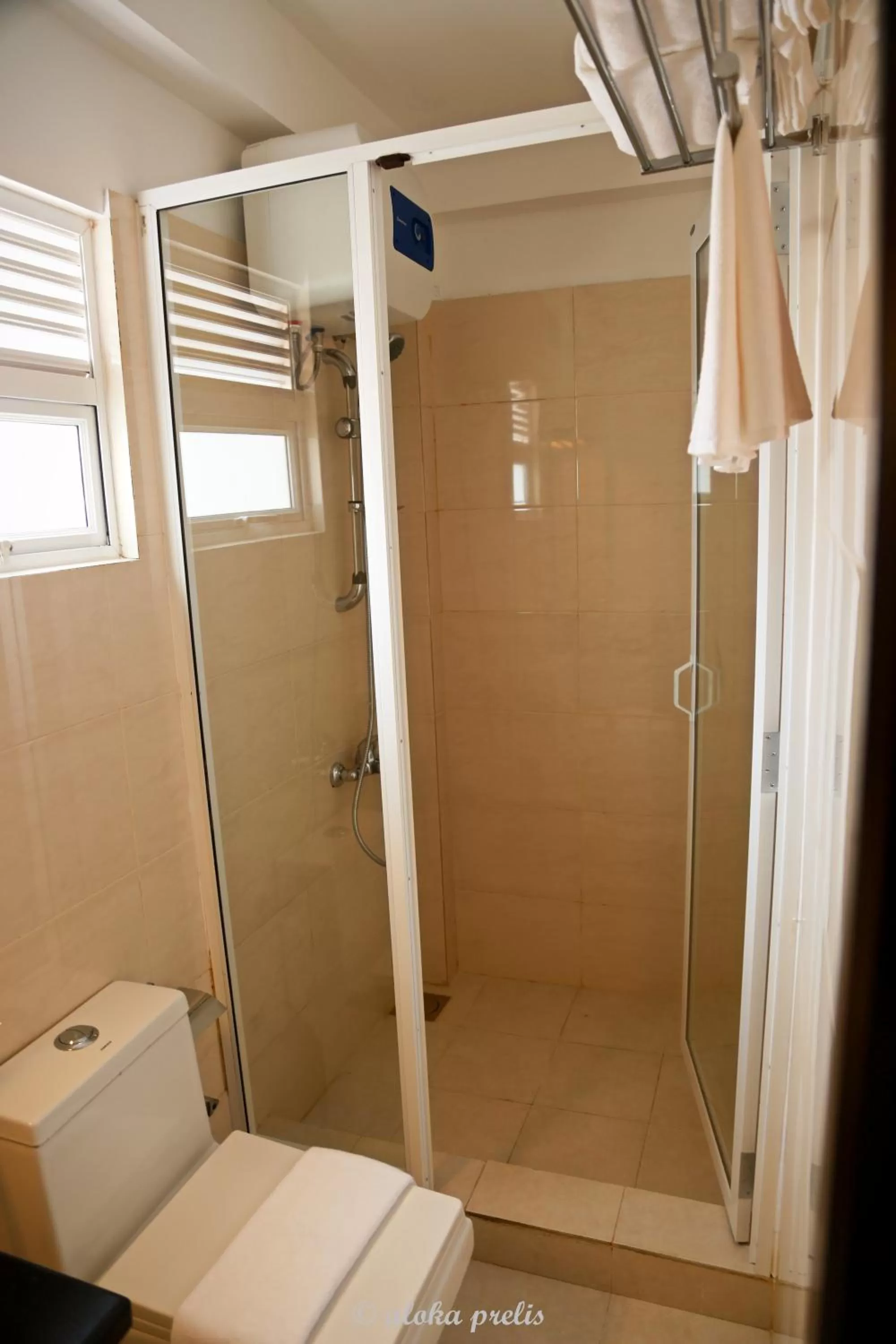 Bathroom in Ceylon City Hotel,Colombo