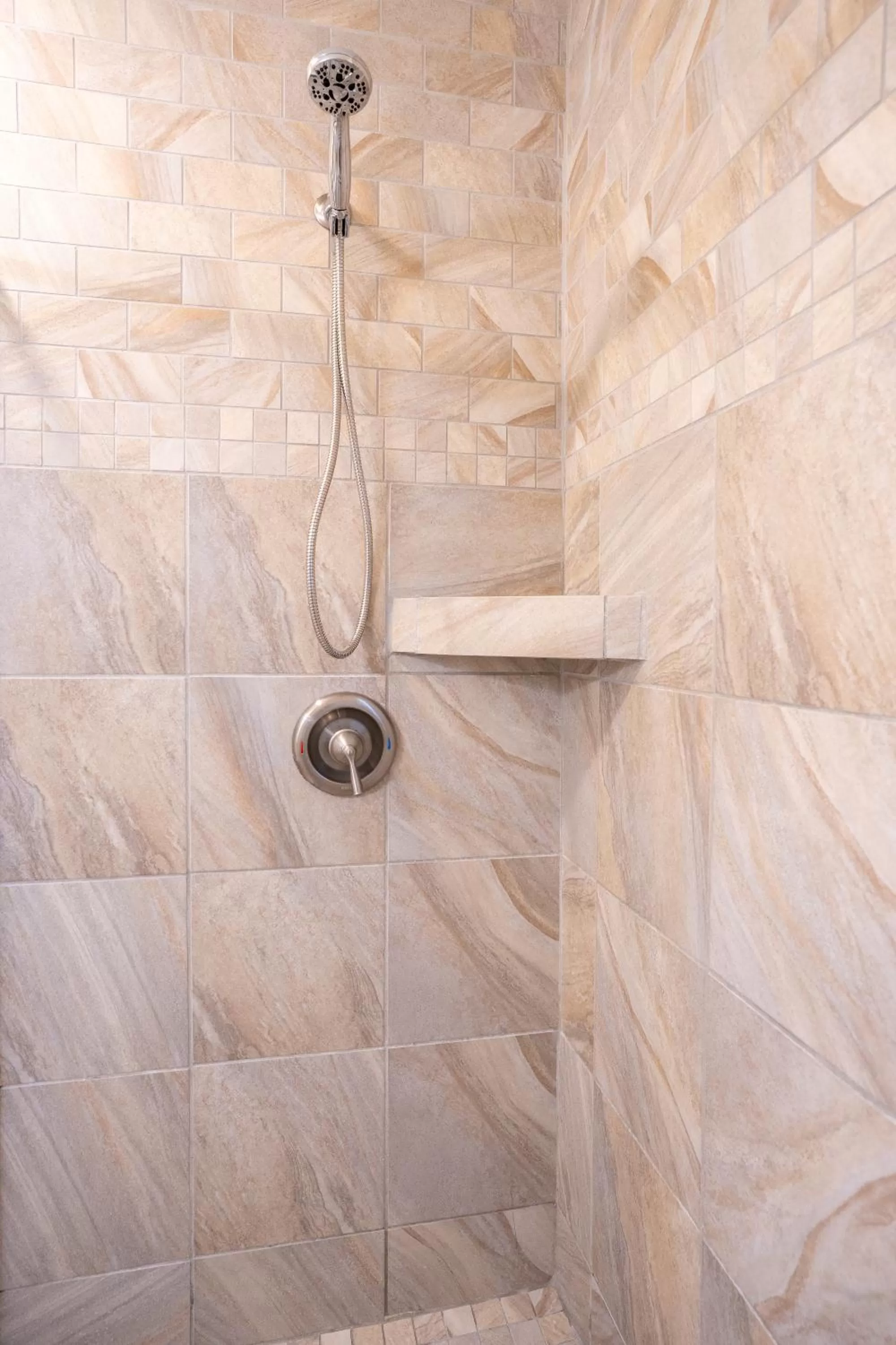 Shower in The Capri at Siesta