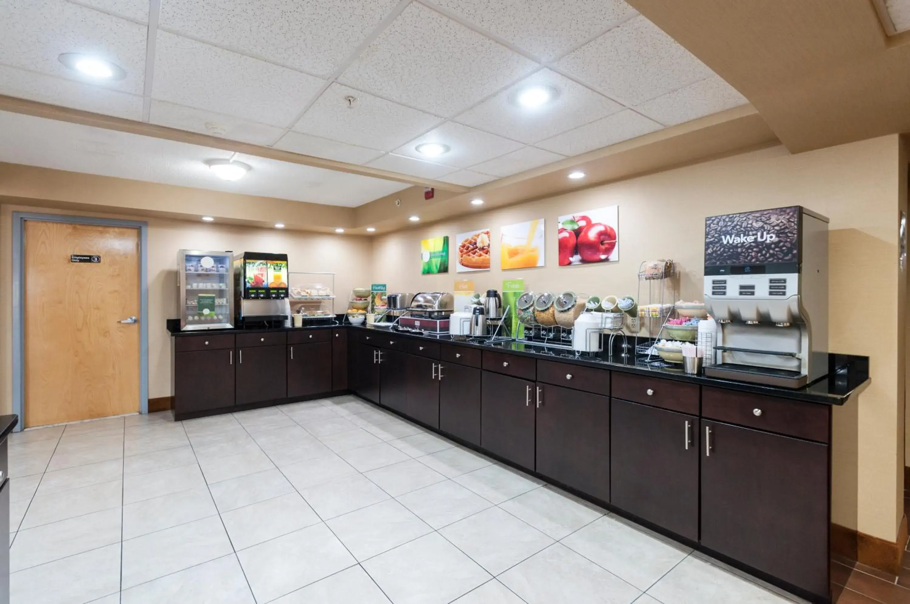 Breakfast, Restaurant/Places to Eat in Econo Lodge Hagerstown