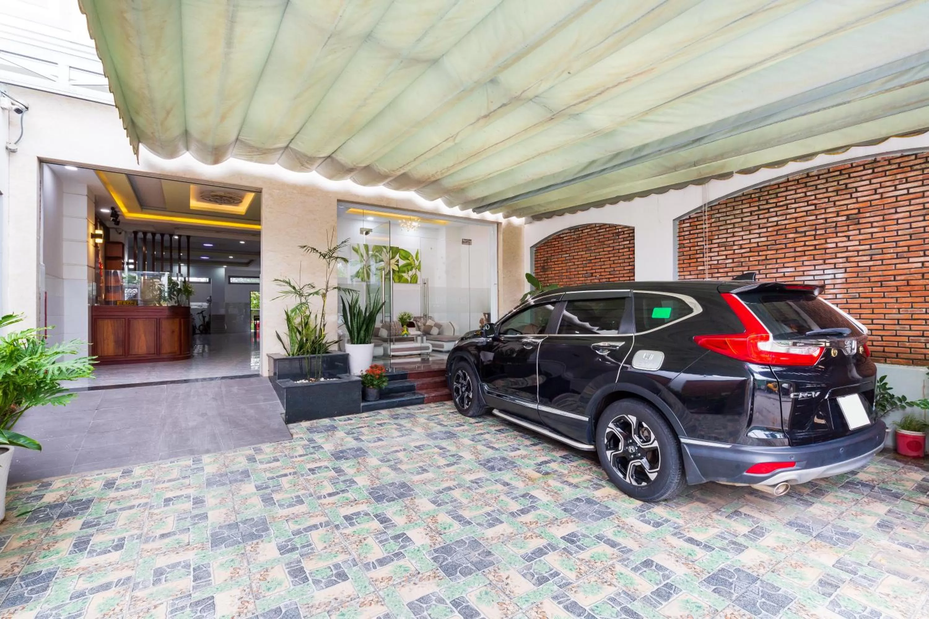 Facade/entrance in Luxury Vườn Lài Hotel