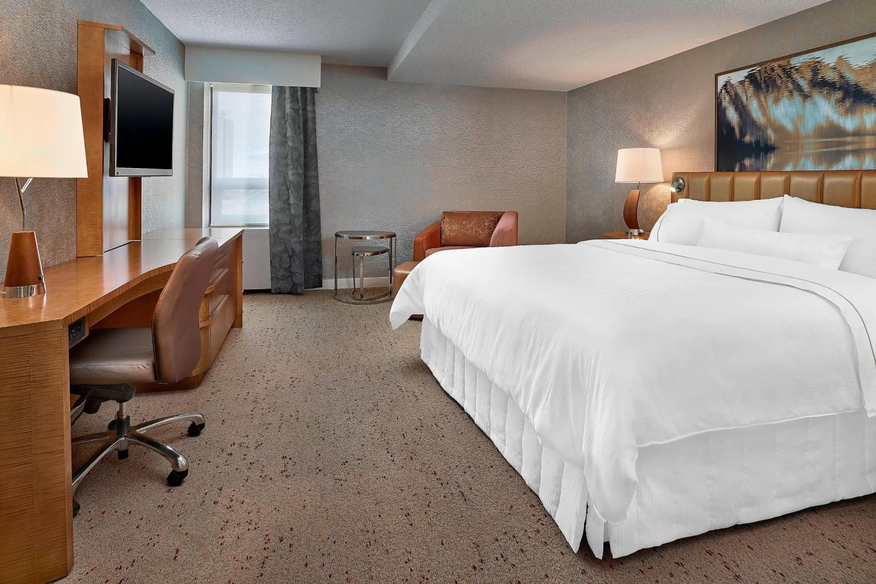 Bedroom, Bed in The Westin Edmonton