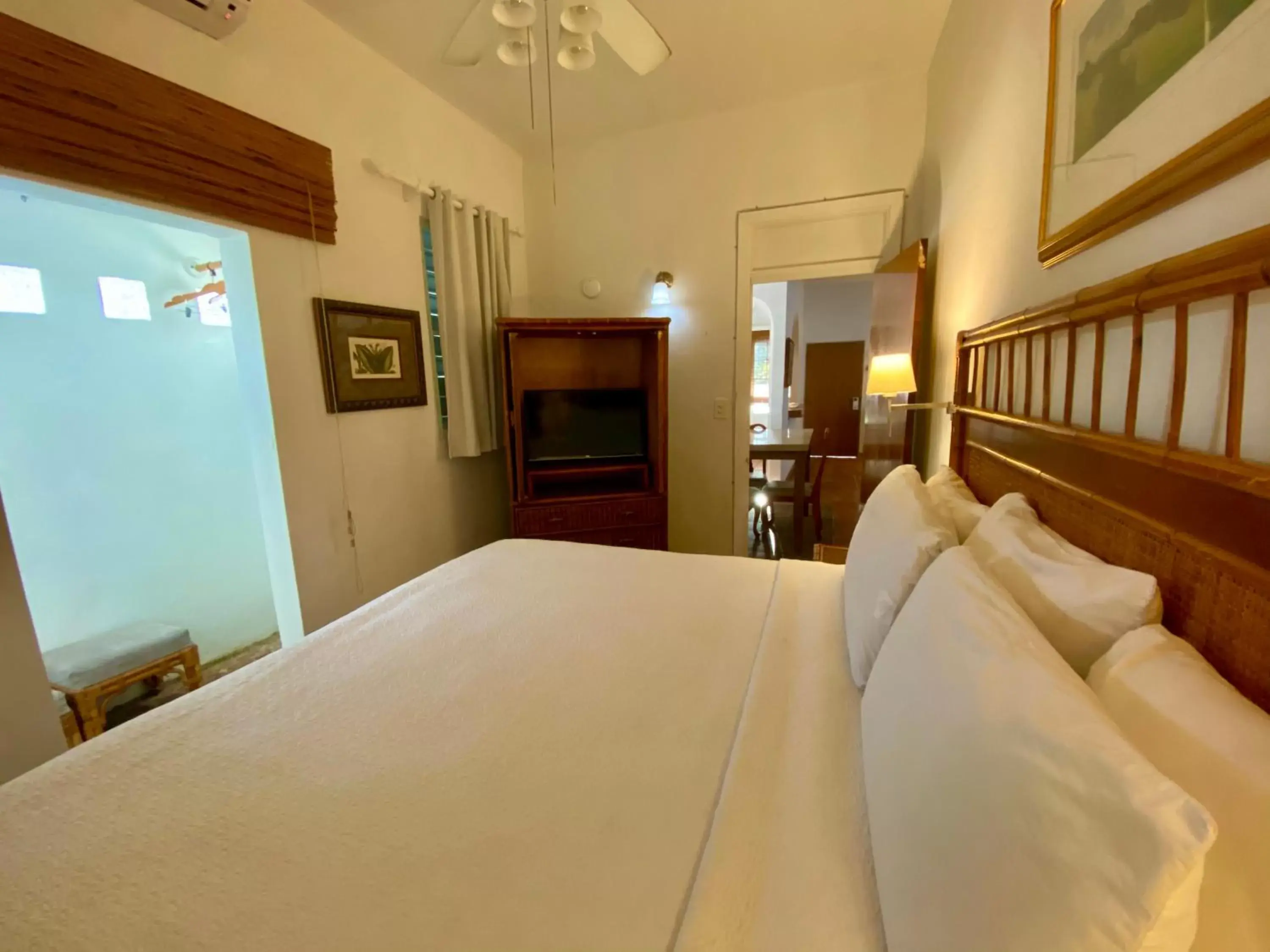 Bed in At Wind Chimes Boutique Hotel