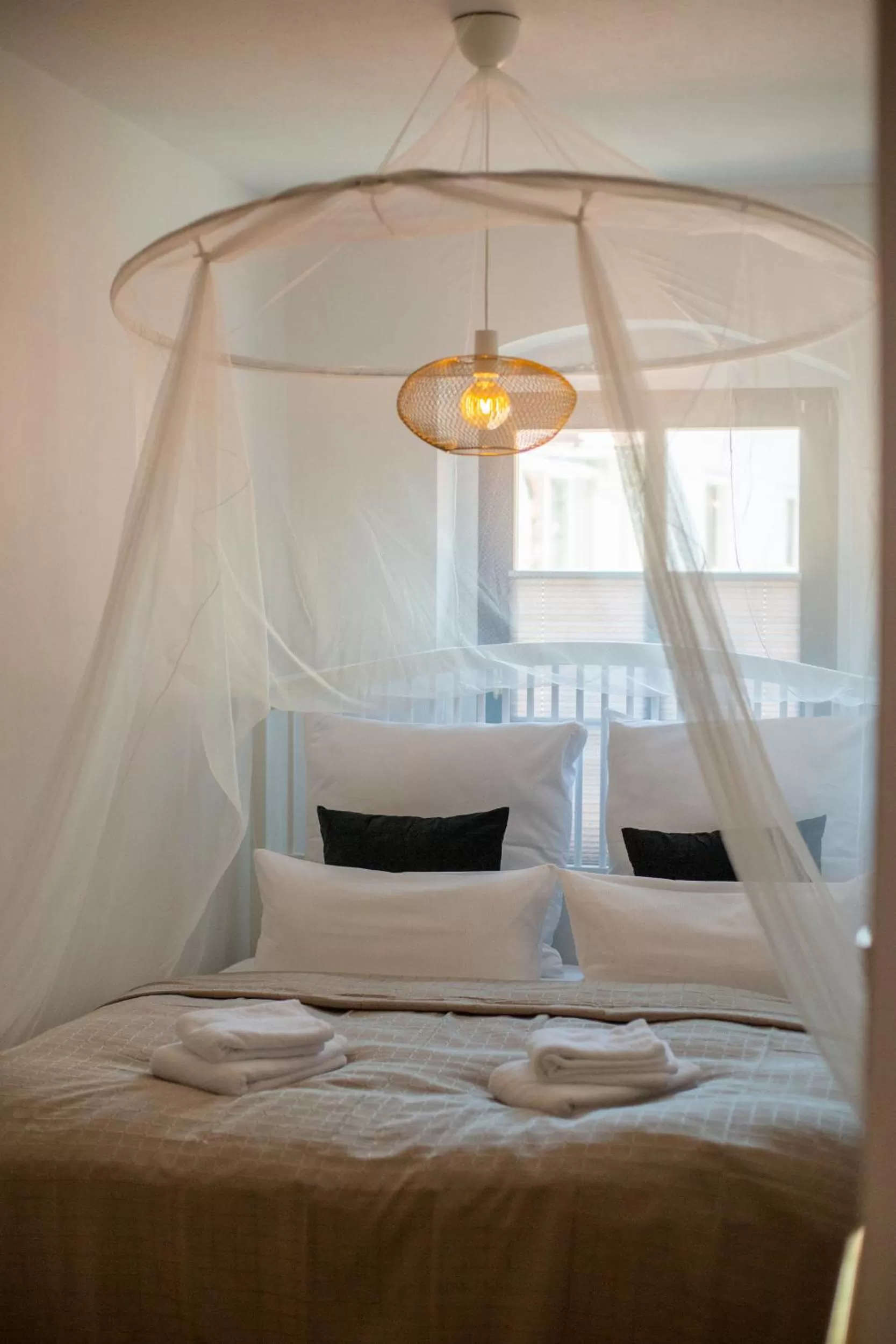 Bed in ApartOne Altstadt-Hotel