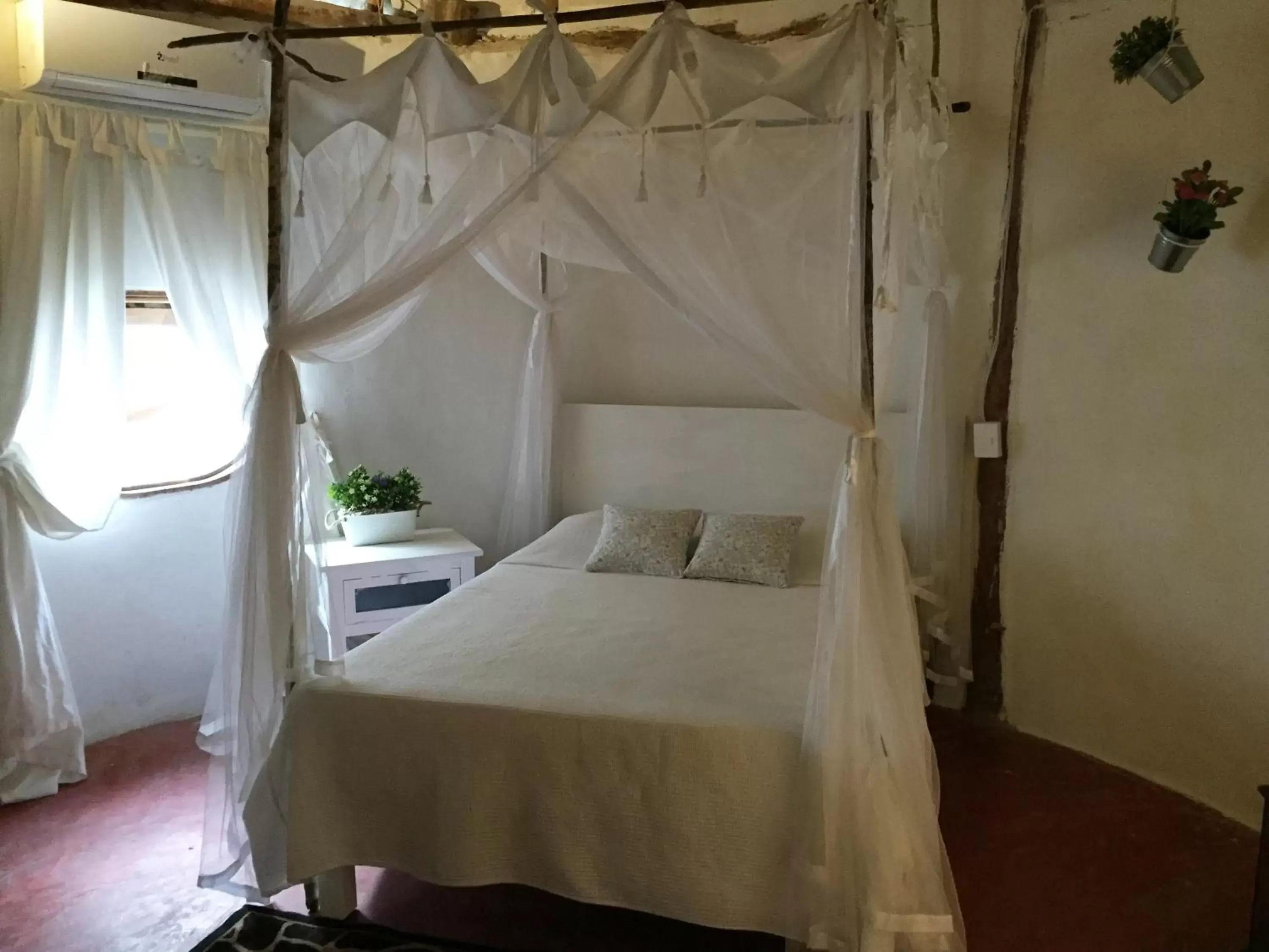 Photo of the whole room, Bed in Harmony Glamping Boutique Hotel and Yoga