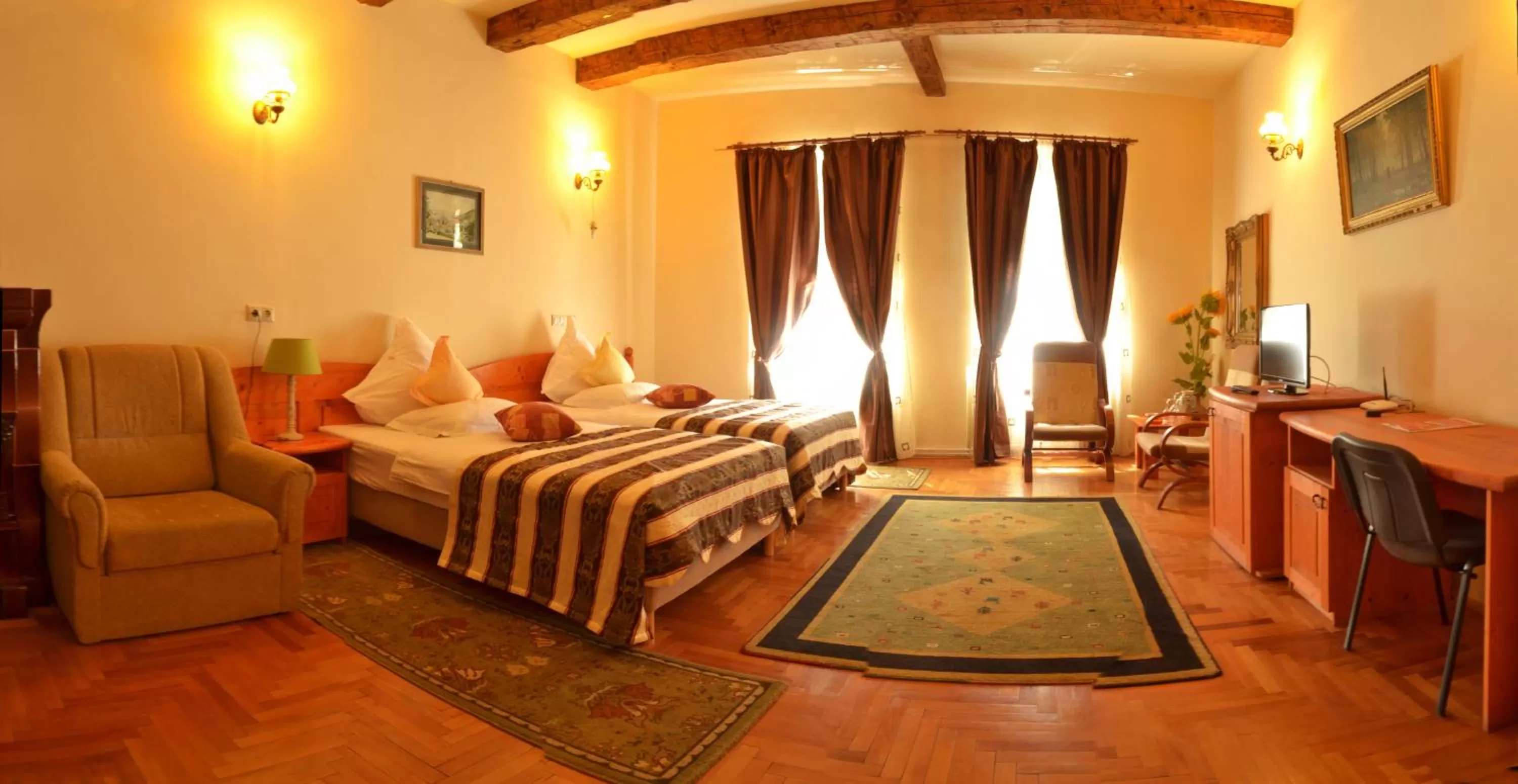 Photo of the whole room, Bed in Hotel Bielmann