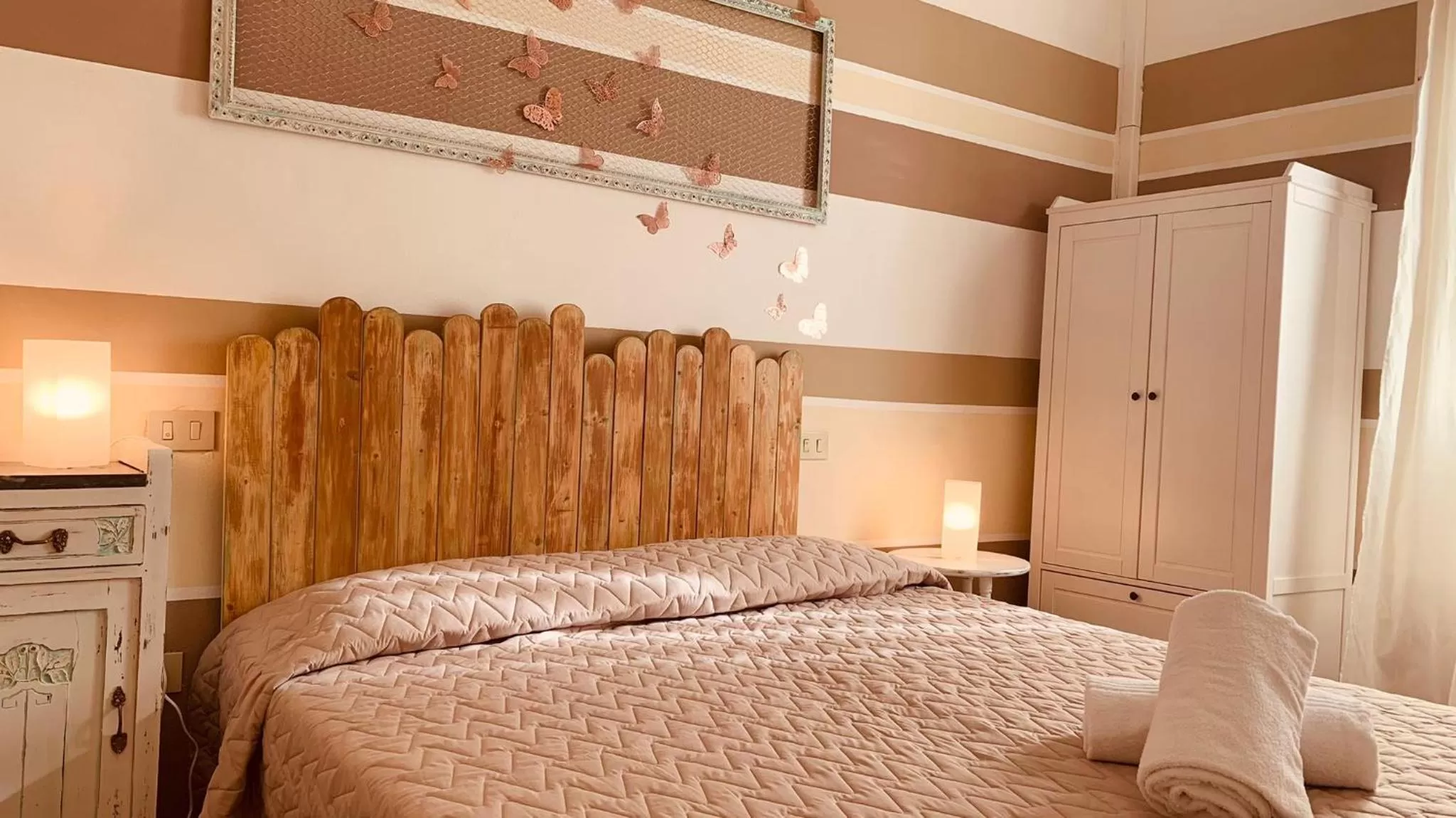 Bedroom, Bed in Hotel Nice