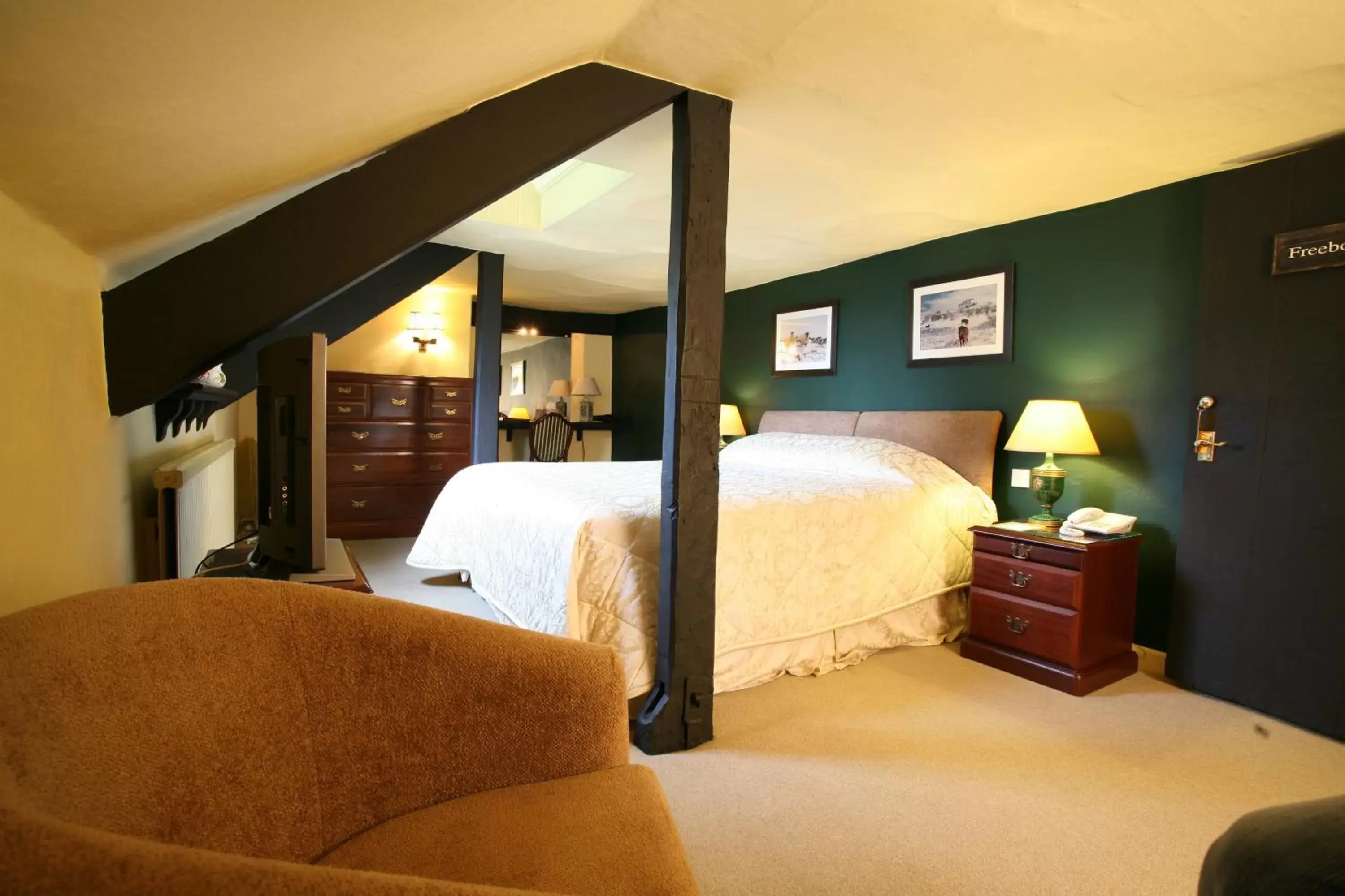 Photo of the whole room, Bed in The Rock Inn Photo of the whole room, Bed in The Rock Inn