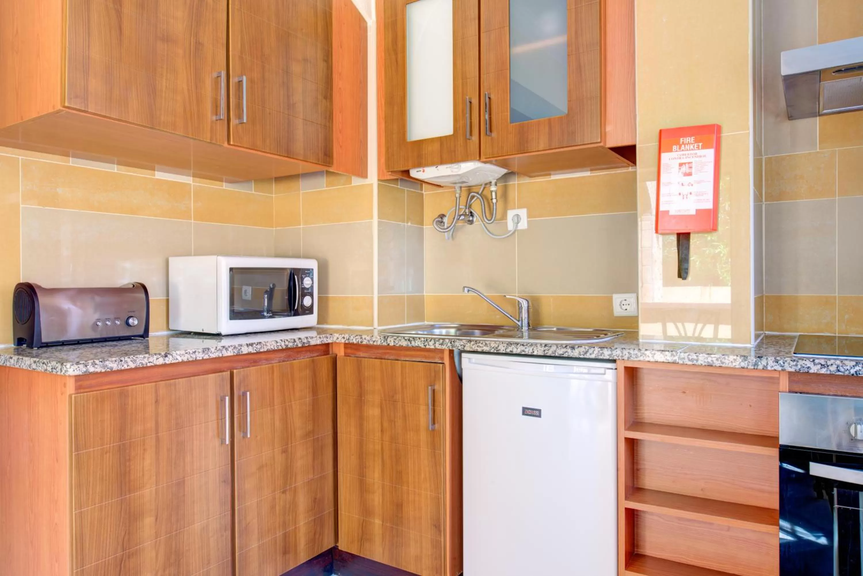 Kitchen or kitchenette in Choromar Apartments