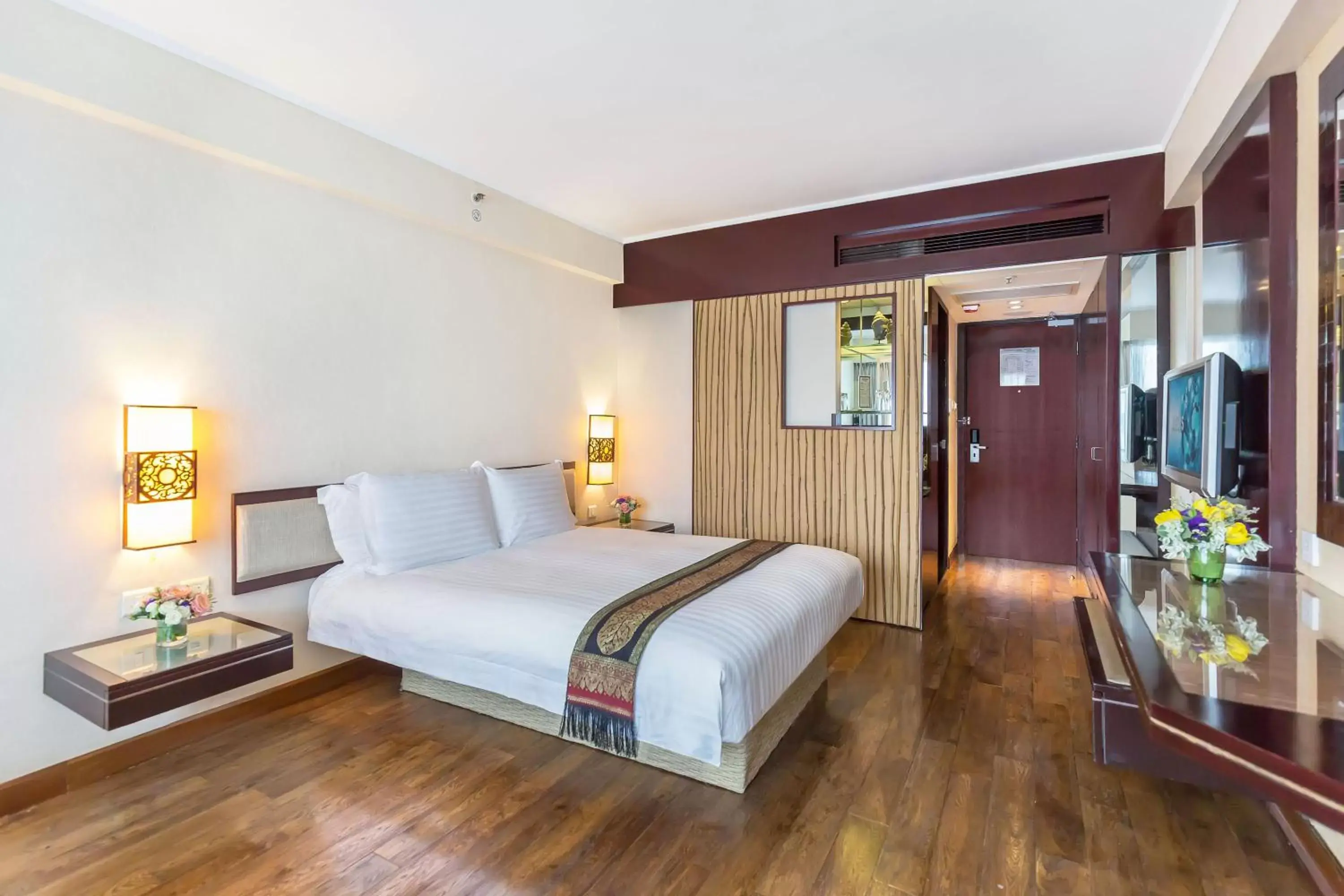 Bedroom in Regal Airport Hotel