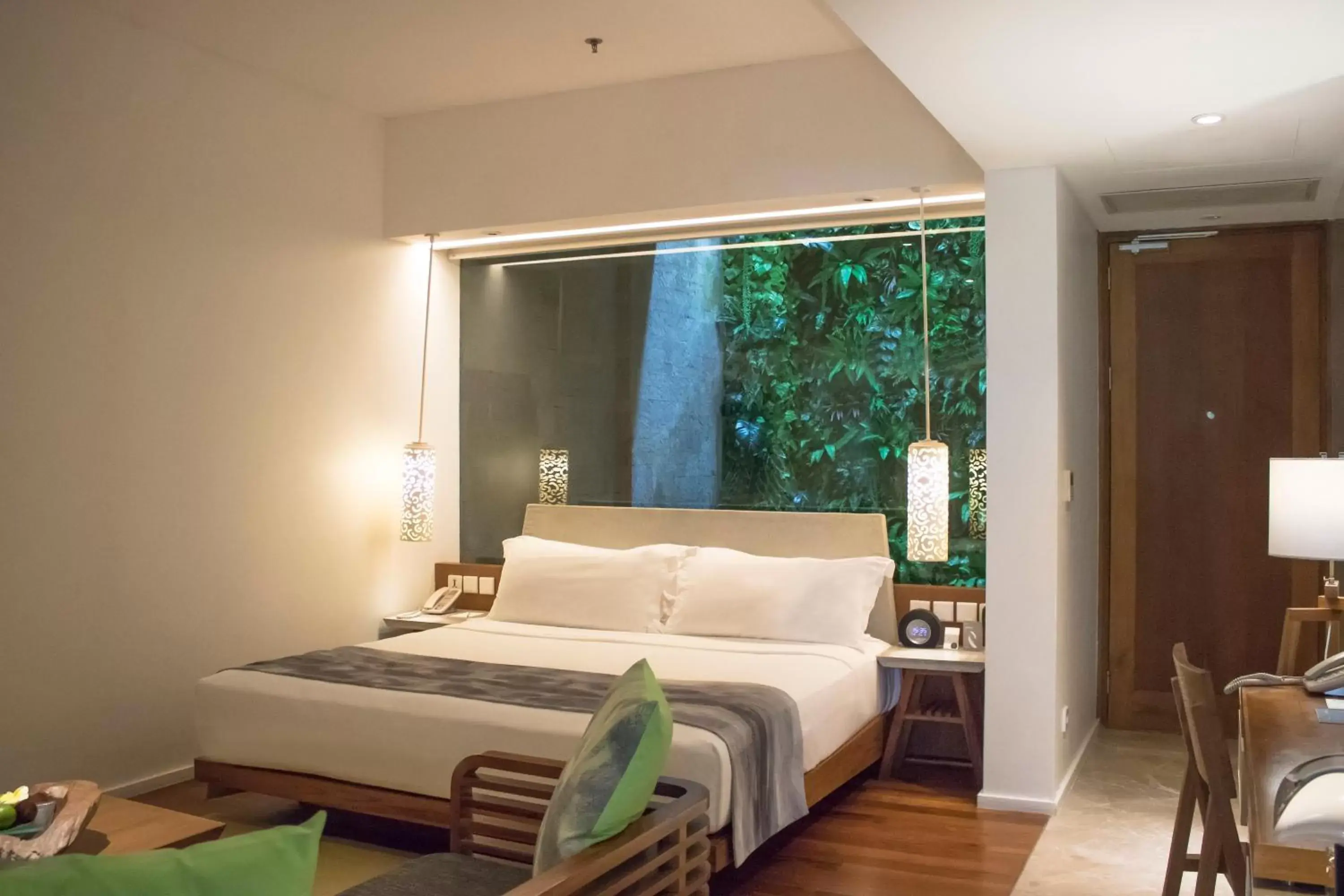 Bedroom, Bed in Maya Sanur Resort & Spa