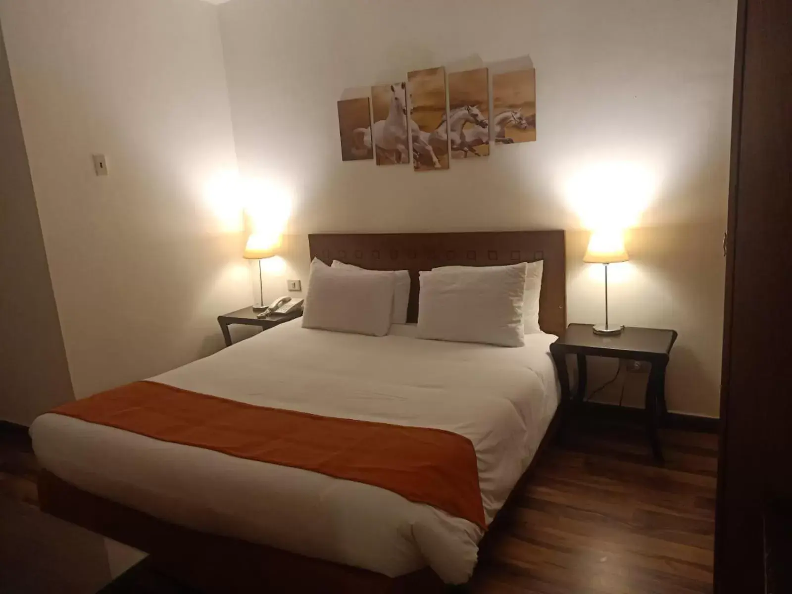 Bed in Golden Carven Hotel