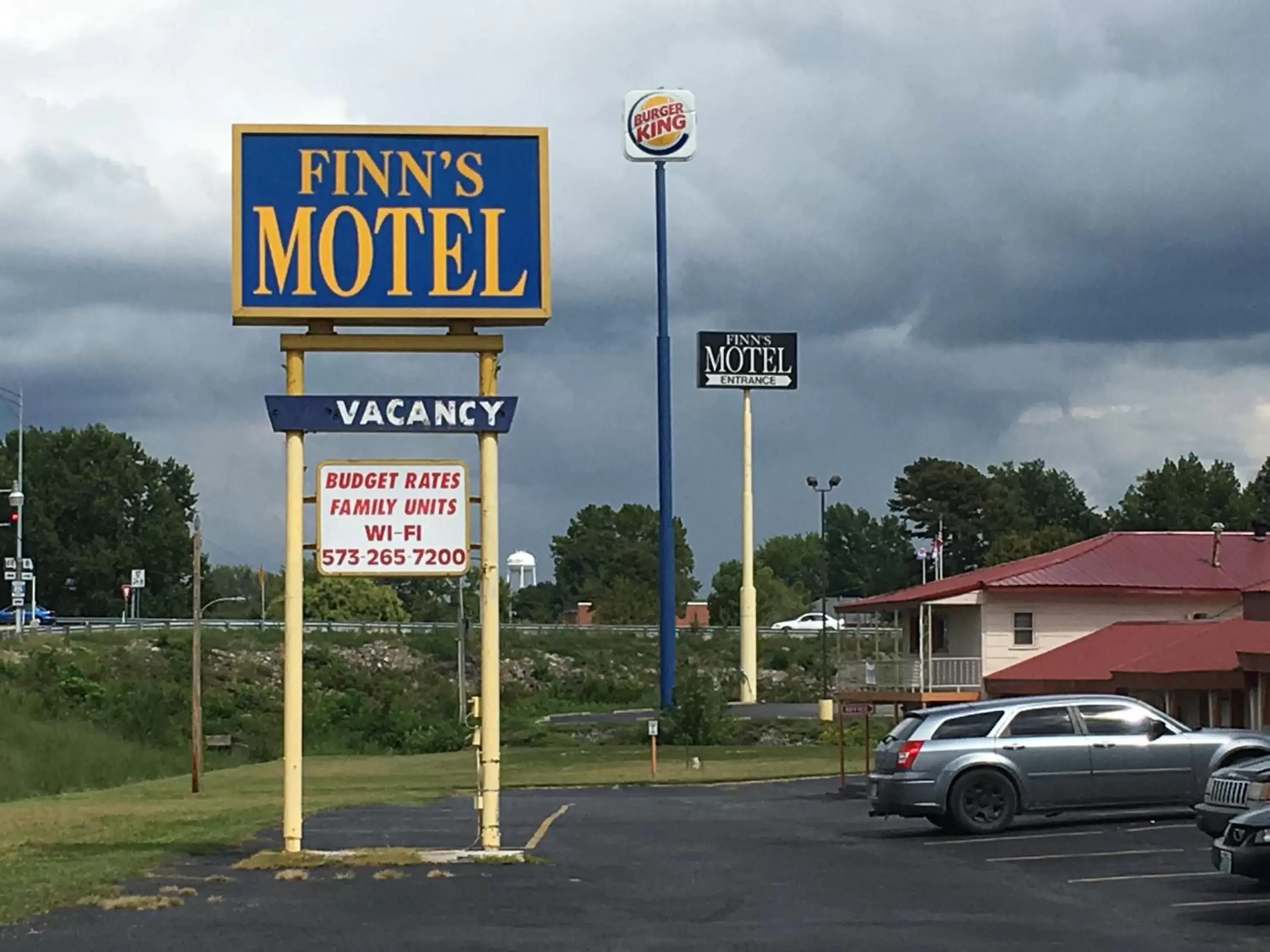 Property logo or sign in Finn's Motel