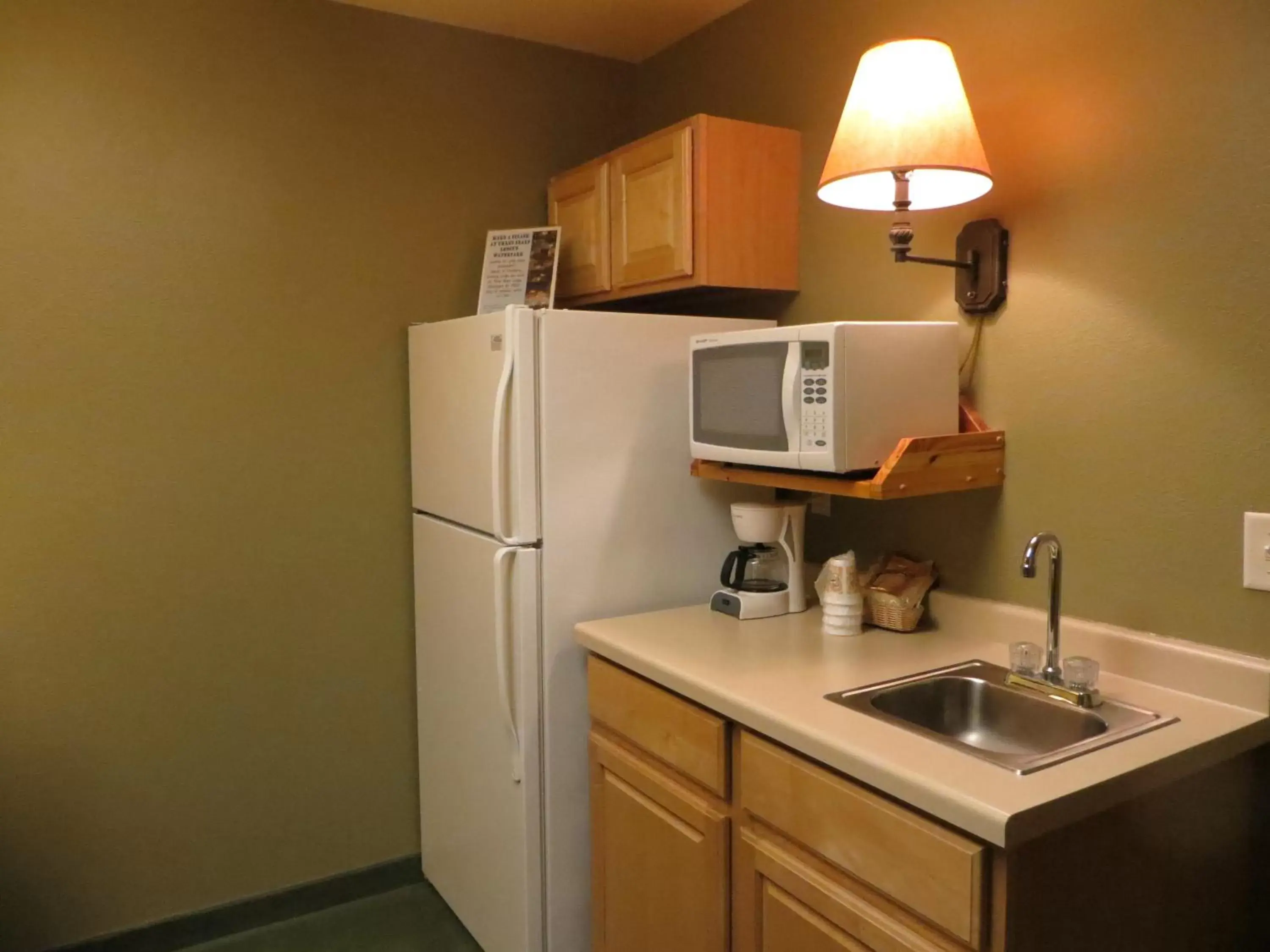 Kitchen or kitchenette, Kitchen/Kitchenette in Cranberry Country Lodge