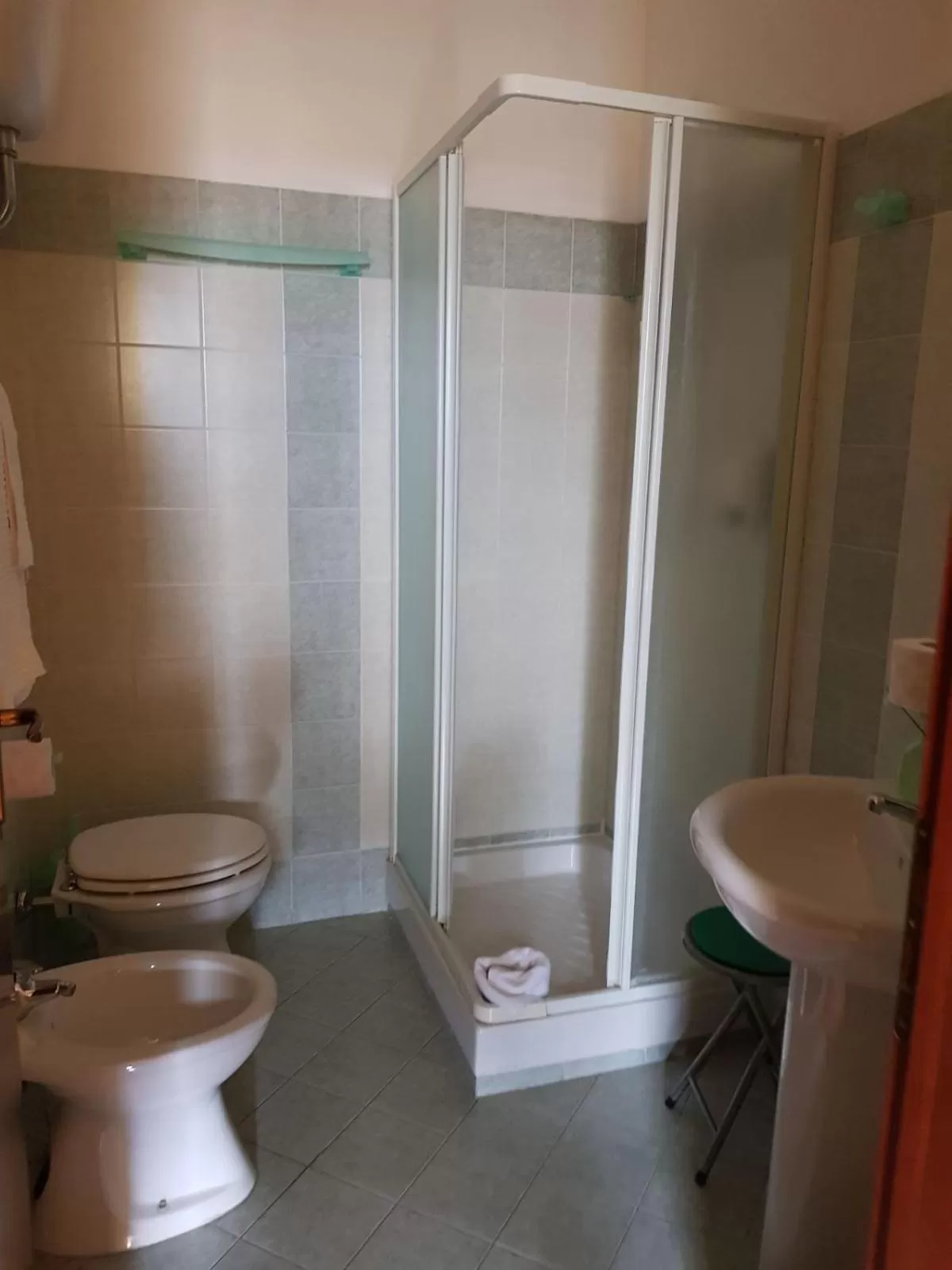 Shower in B&B La Piazzetta