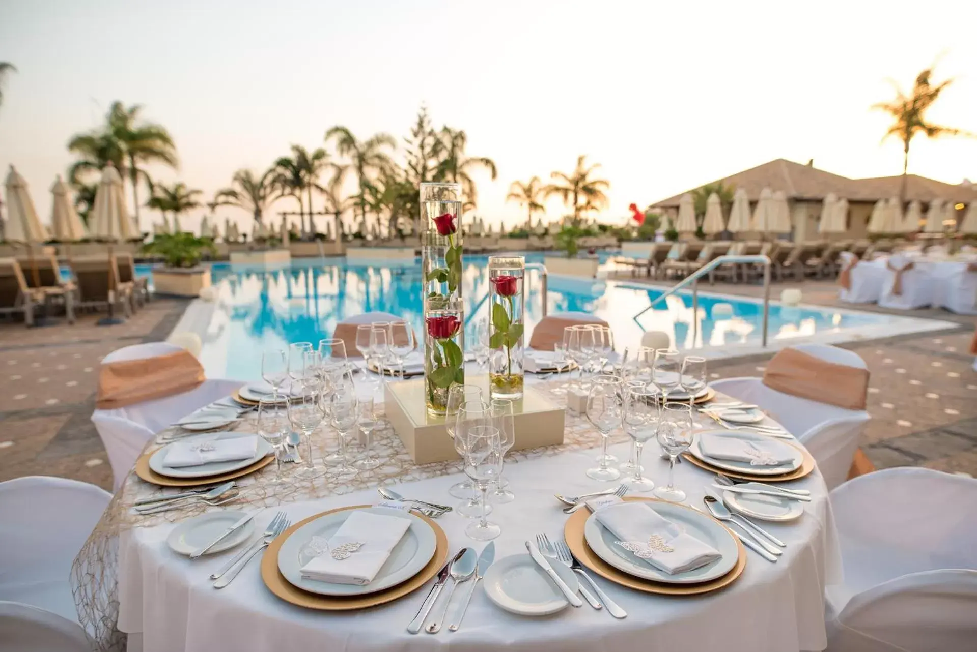 Swimming pool, Restaurant/Places to Eat in GF GRAN COSTA ADEJE*****