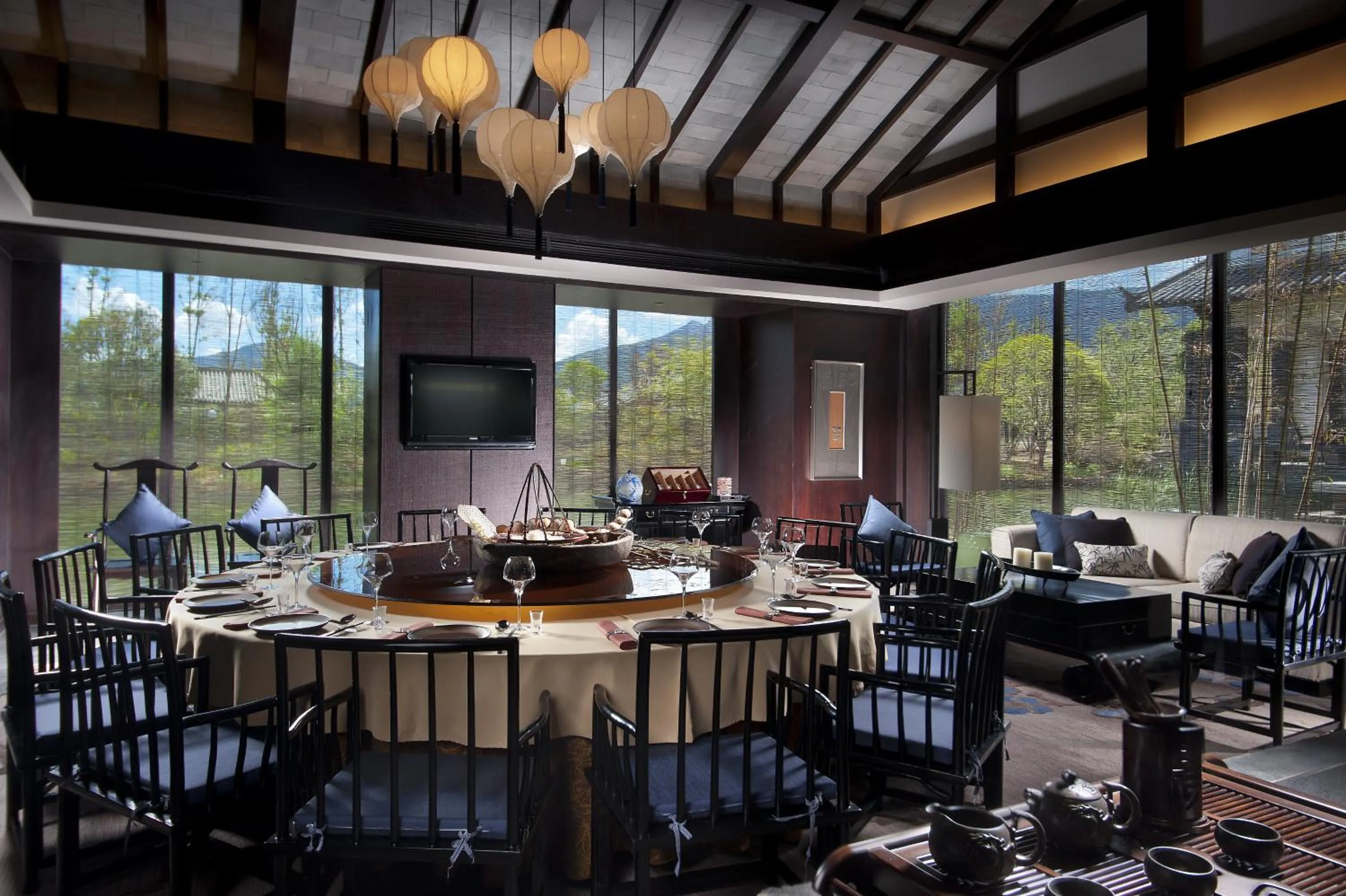 Restaurant/places to eat in Pullman Lijiang Resort & Spa